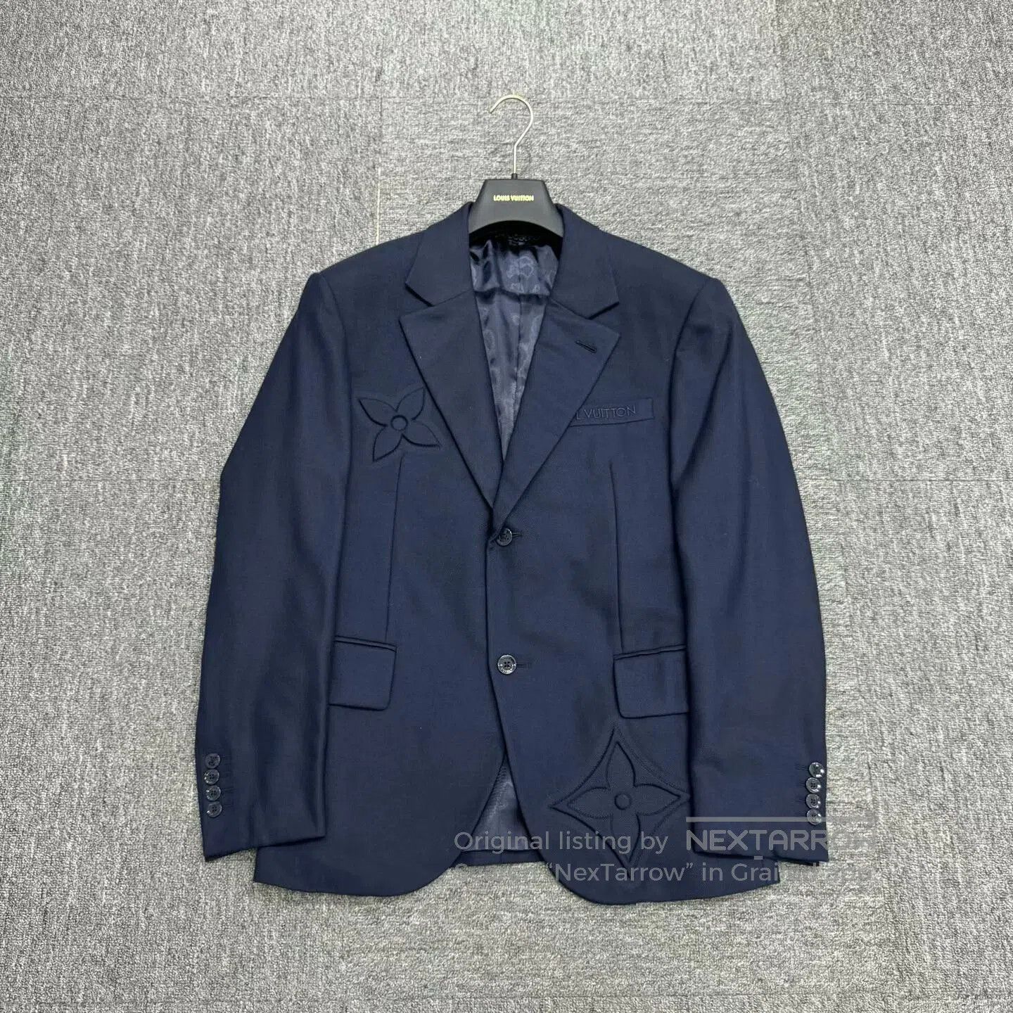 Louis Vuitton louis vuitton embossed four-leaf clover suit jacket. Size US L / EU 52-54 / 3 - 1 Thumbnail