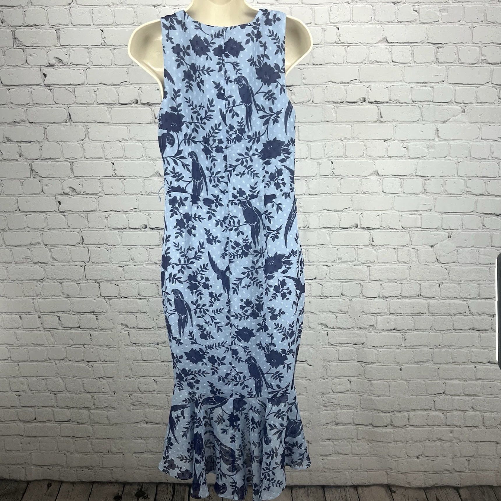 Vintage Eliza J Dress Blue Macaw Bird Floral Sleeveless Textured Ruching Midi Trumpet V-Neck Zip 8 Womens Party/Cocktail, Bridal, Formal, Casual, Wedding Size M / US 6-8 / IT 42-44 - 2 Thumbnail
