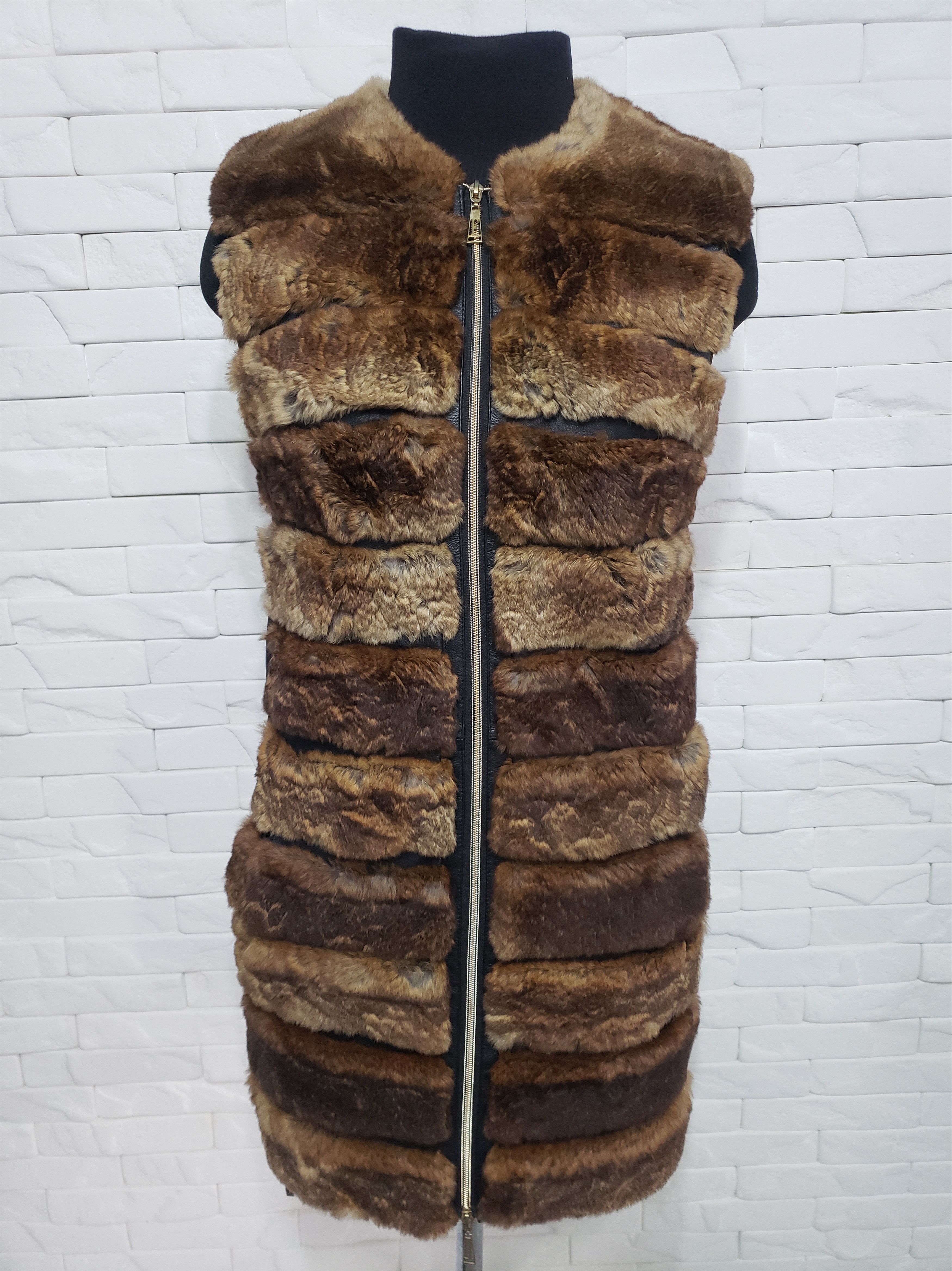 Genuine Leather Stylish women's vest made of genuine rabbit fur. Size M / US 6-8 / IT 42-44 - 2 Thumbnail