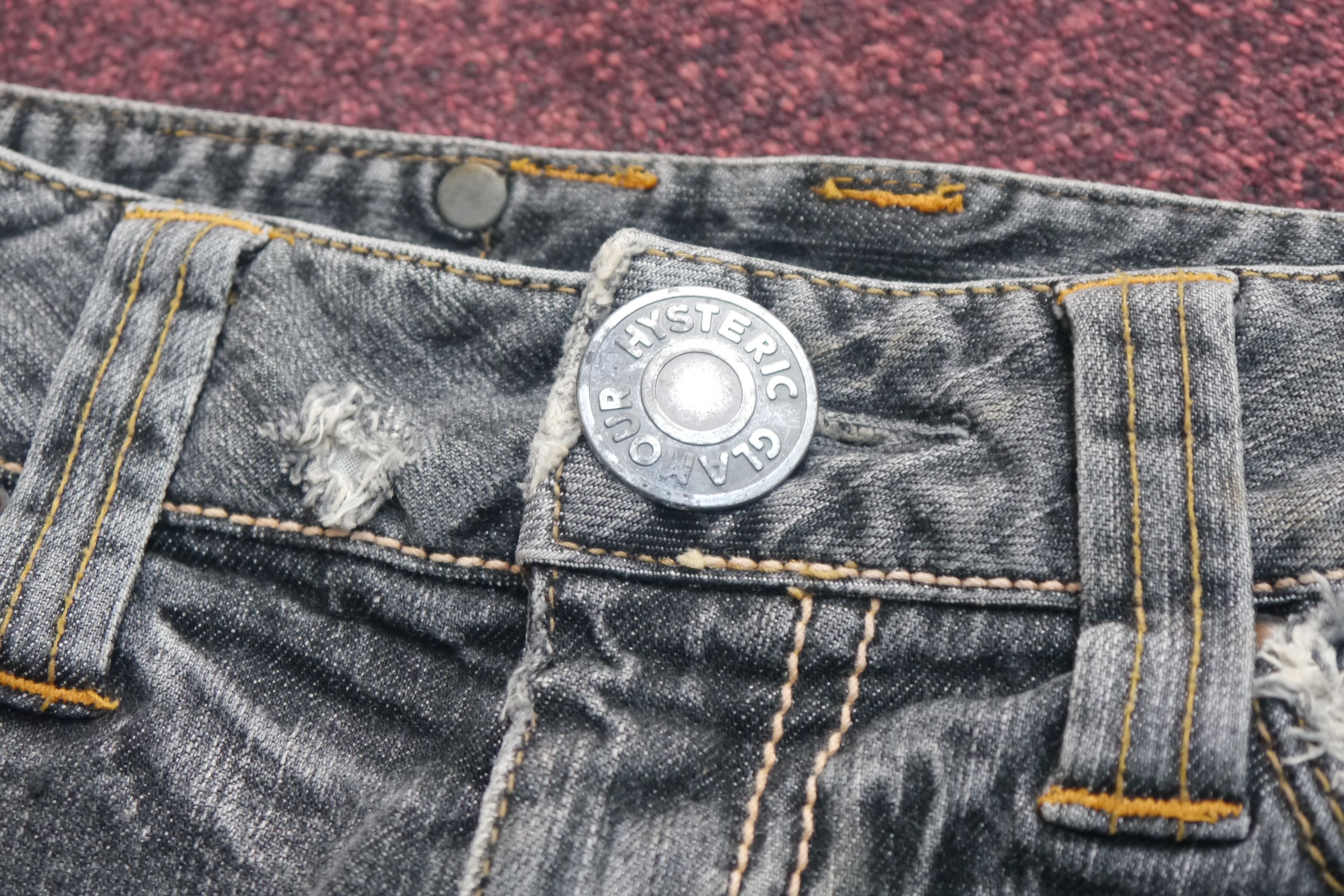 Hysteric Glamour (SK98) Hysteric Glamour Japan Black Washed Denim Skirt XS Size 27" / US 4 / IT 40 - 8 Thumbnail
