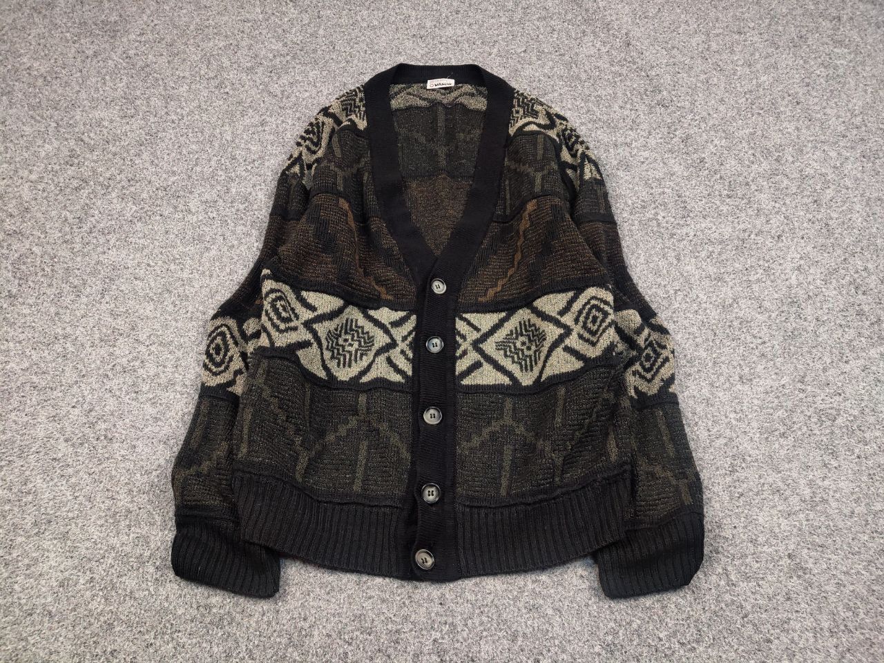 Japanese Brand Vintage 90's Japanese Style Knit Art Dark Pattern Cardigan Size US M / EU 48-50 / 2 - 2 Thumbnail