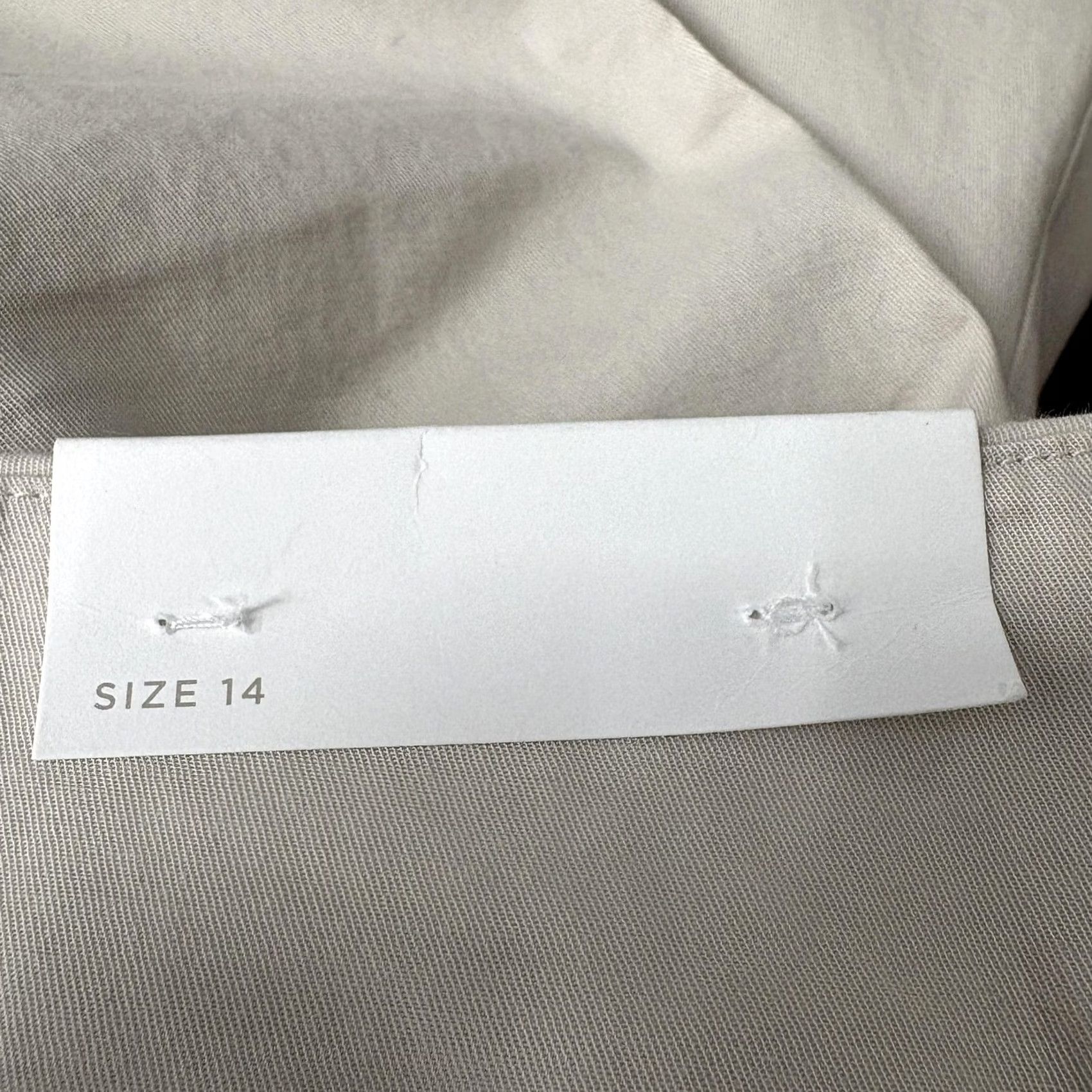 Loft LOFT Beige Crop Pants Womens 14 Twill Stretch Straight Leg NWT Casual Workwear Pockets Zip Front Flat Front 24in Inseam Regular Size 36" / US 14 / IT 50 - 4 Thumbnail