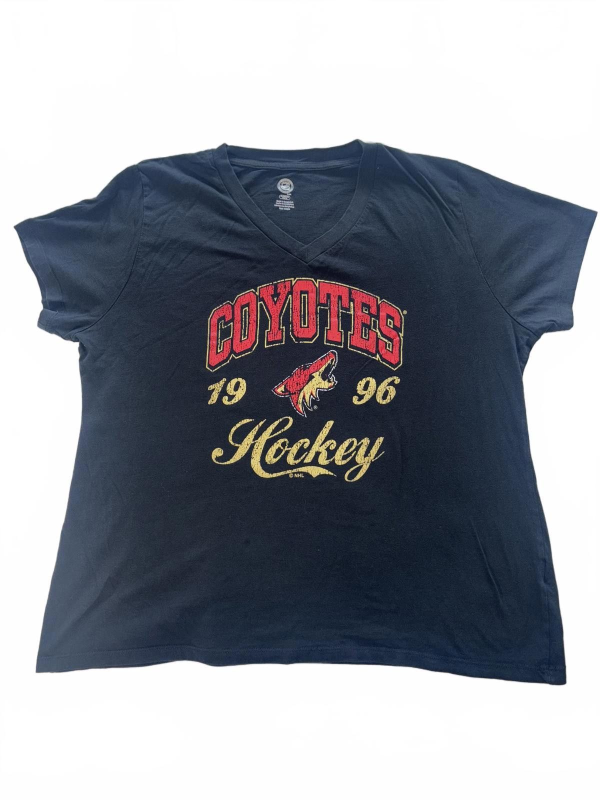 NHL Arizona Coyotes Vintage Hockey T-Shirt - Size XL Size XL / US 12-14 / IT 48-50 - 1 Thumbnail