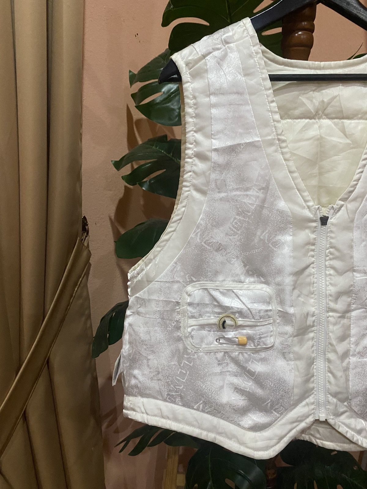 Salomon Vintage Salomon Reversible Quilted Vest - White, 90s Outdoor Size US M / EU 48-50 / 2 - 11 Thumbnail