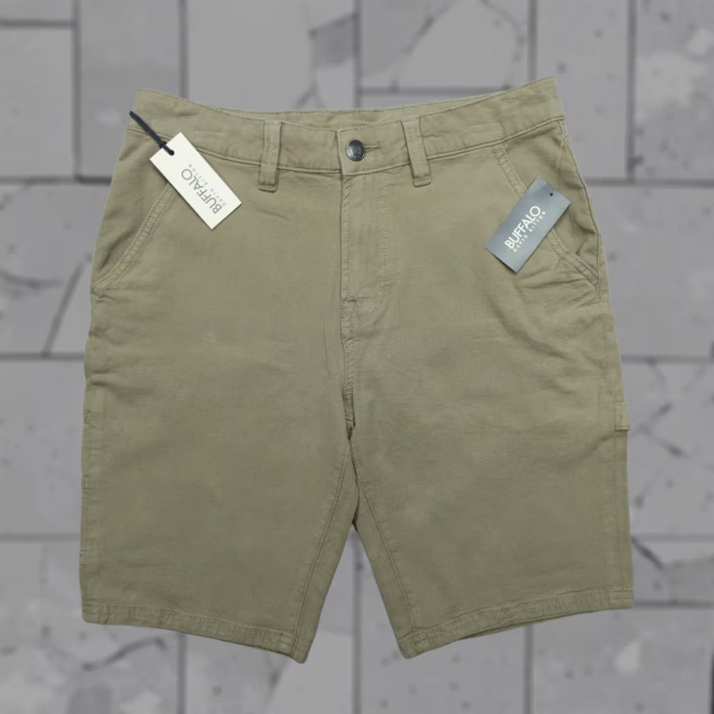 Buffalo David Bitton Buffalo David Bitton Shorts Dean Olive Relaxed Straight Size 30 Men's Size US 30 / EU 46 - 1 Thumbnail