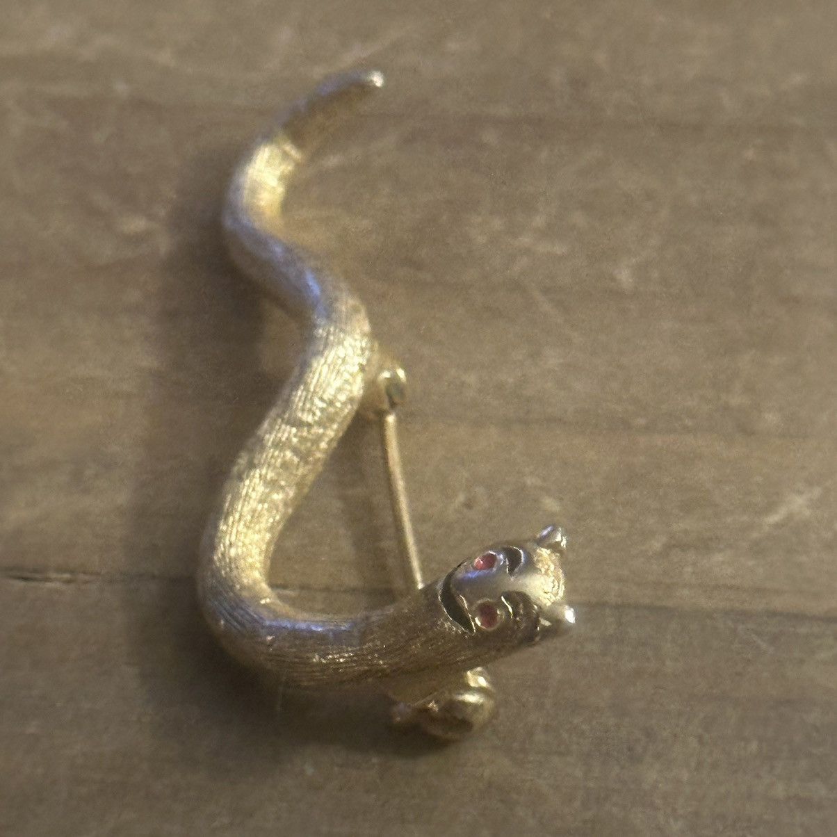 Vintage Vintage gold tone caterpillar brooch Size ONE SIZE - 5 Thumbnail