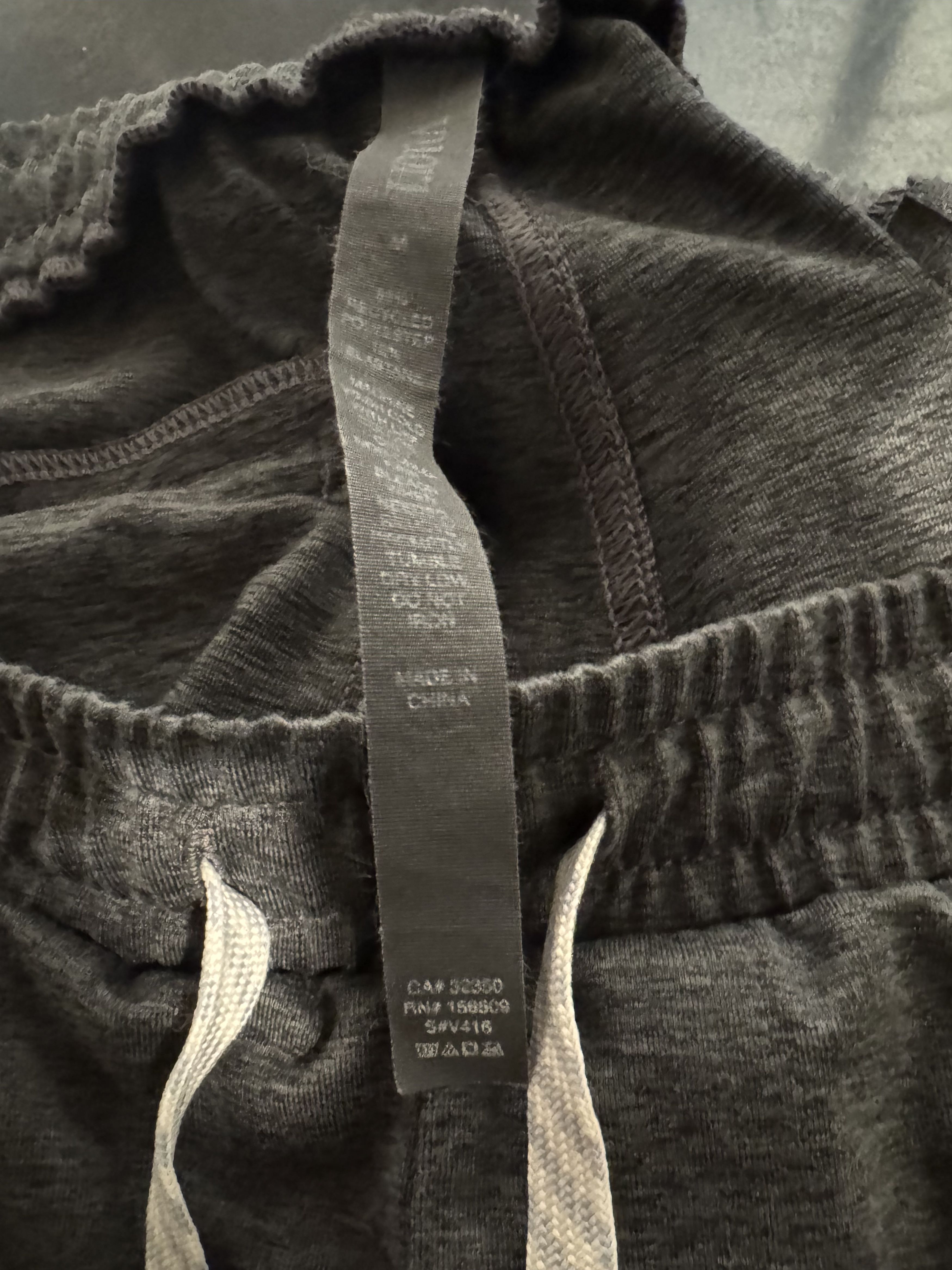 Vuori Vuori Grey Medium Sweatpants Size US 34 / EU 50 - 1 Thumbnail