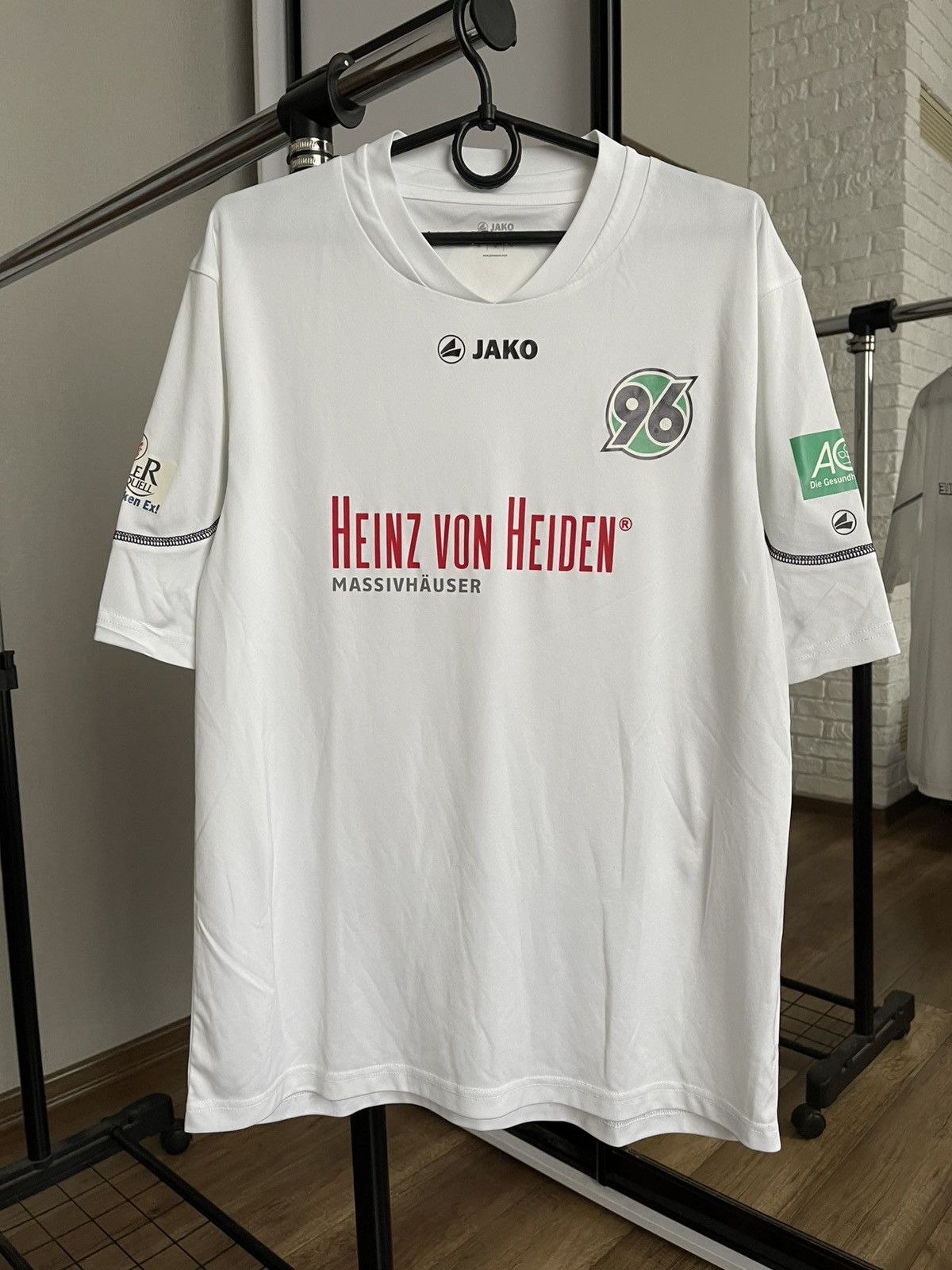 Other 2015/2016 Hannover 96 Jako Soccer Jersey T-Shirt Tee Size US M / EU 48-50 / 2 - 1 Thumbnail