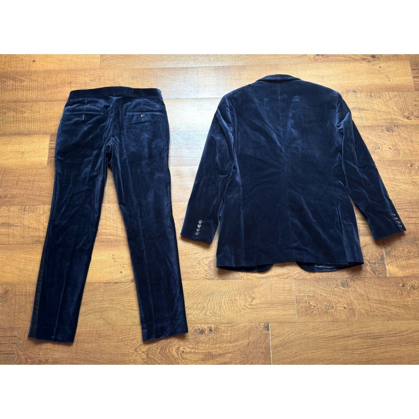 J.Crew NWT Keywords: J.Crew, Tuxedo, Velvet, Suit, Navy, 41R, Man, Women, New, eBay Size 42R - 2 Thumbnail