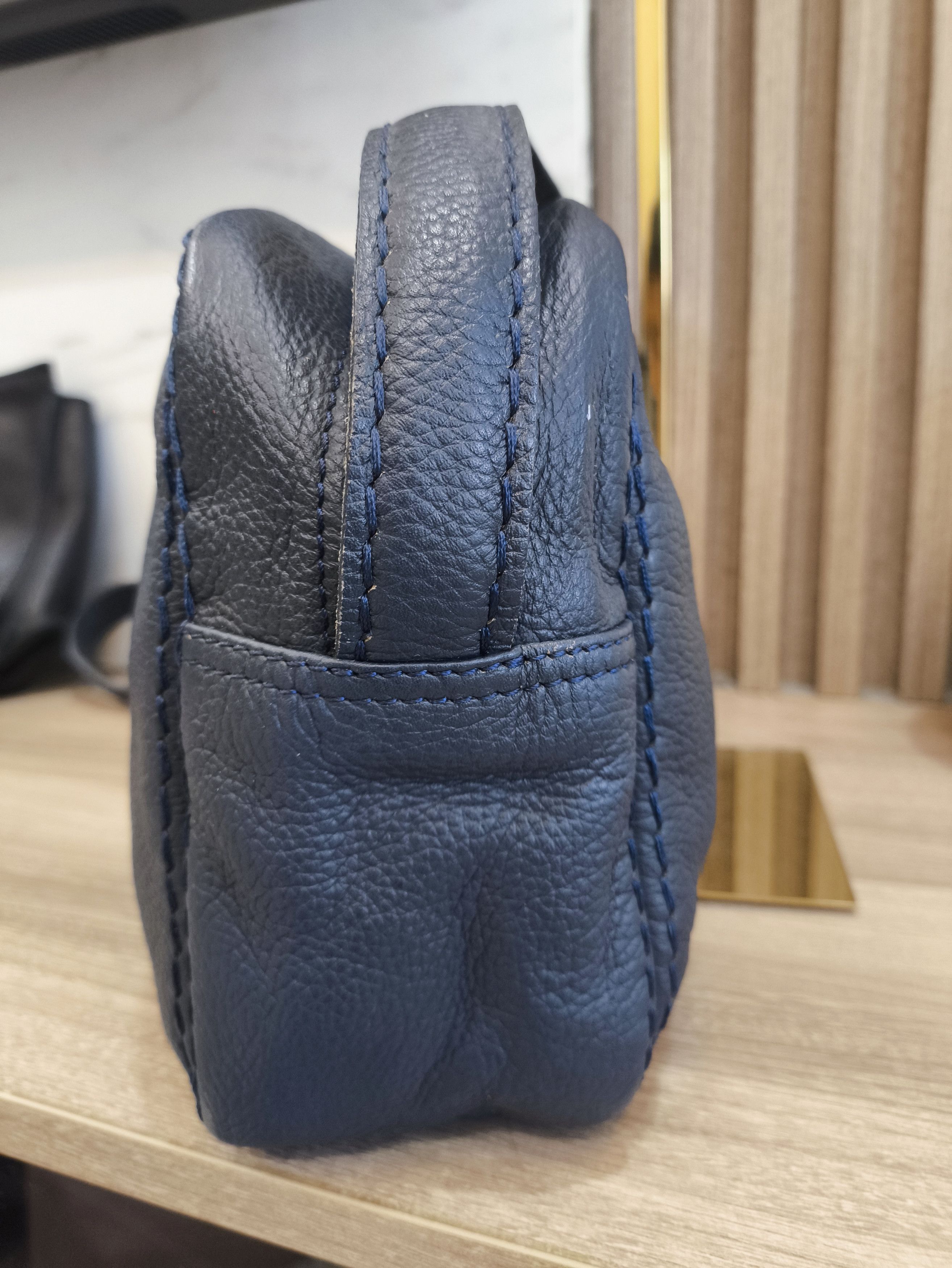 Yves Saint Laurent YSL Leather Crossbody Blue Bag Size ONE SIZE - 2 Thumbnail