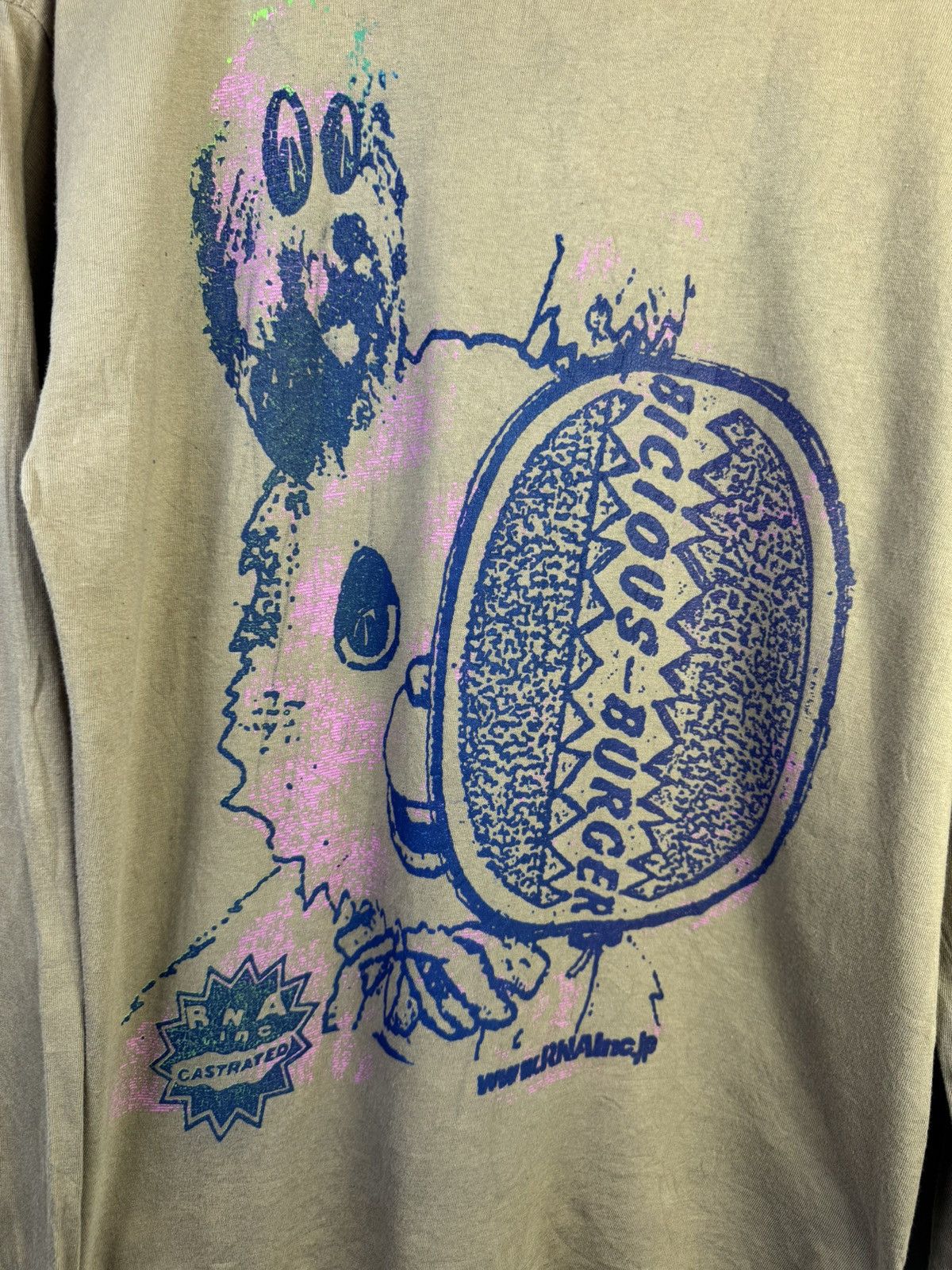 Japanese Brand RNA Pre DNA Bicious-Burger Rabbit long-sleeve T-shirt Size US M / EU 48-50 / 2 - 5 Thumbnail