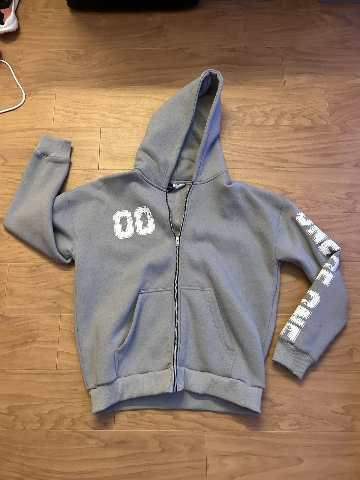 Other grey one of one tracksuit Size US M / EU 48-50 / 2 - 1 Thumbnail
