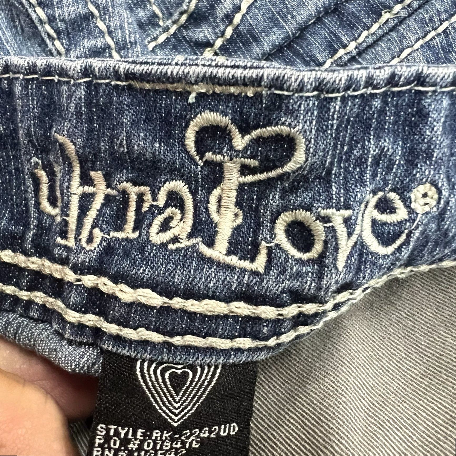 Denime Ultra Love Denim Shorts Cut-Off Womens Junior 11 Blue Embroidered 30W 2H Pockets 5-Pocket Finish Spring Summer Womens Size 32" / US 10 / IT 46 - 6 Thumbnail
