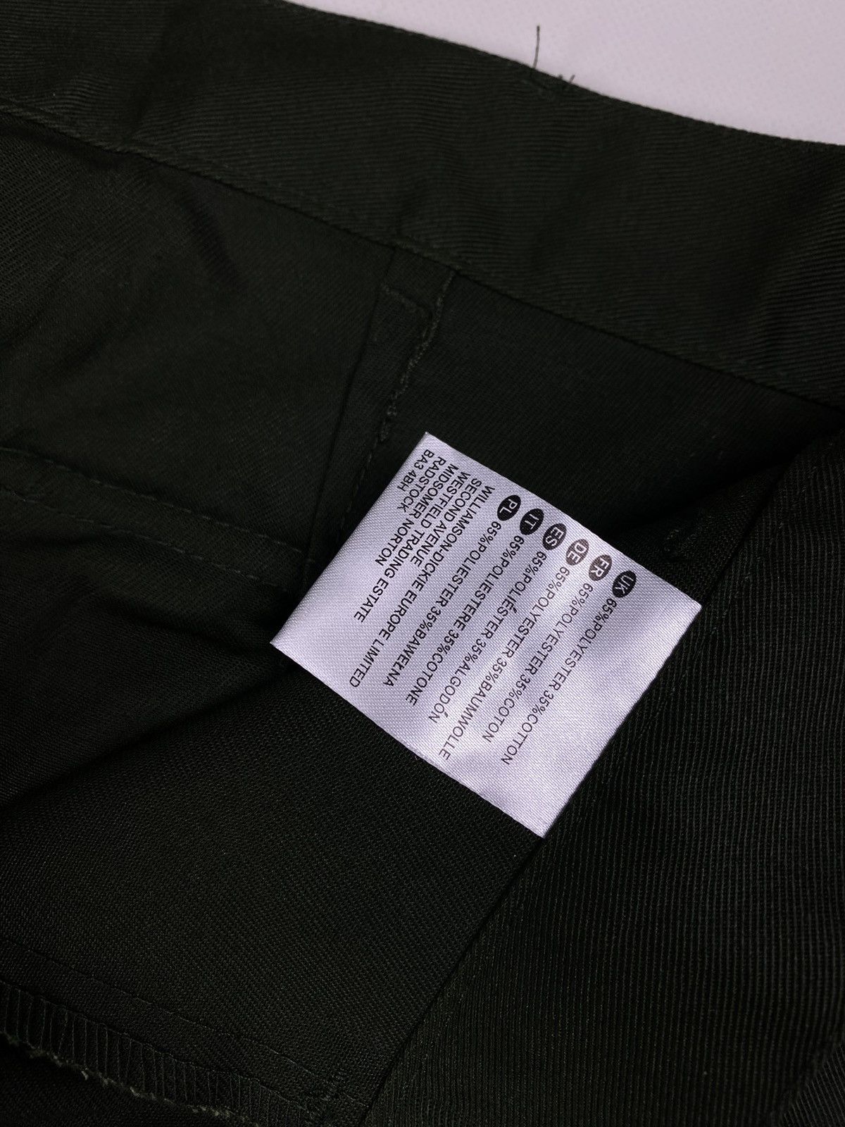 Dickies BNWT! Dickies Workwear men’s cargo pants trousers Size US 42 / EU 58 - 16 Thumbnail