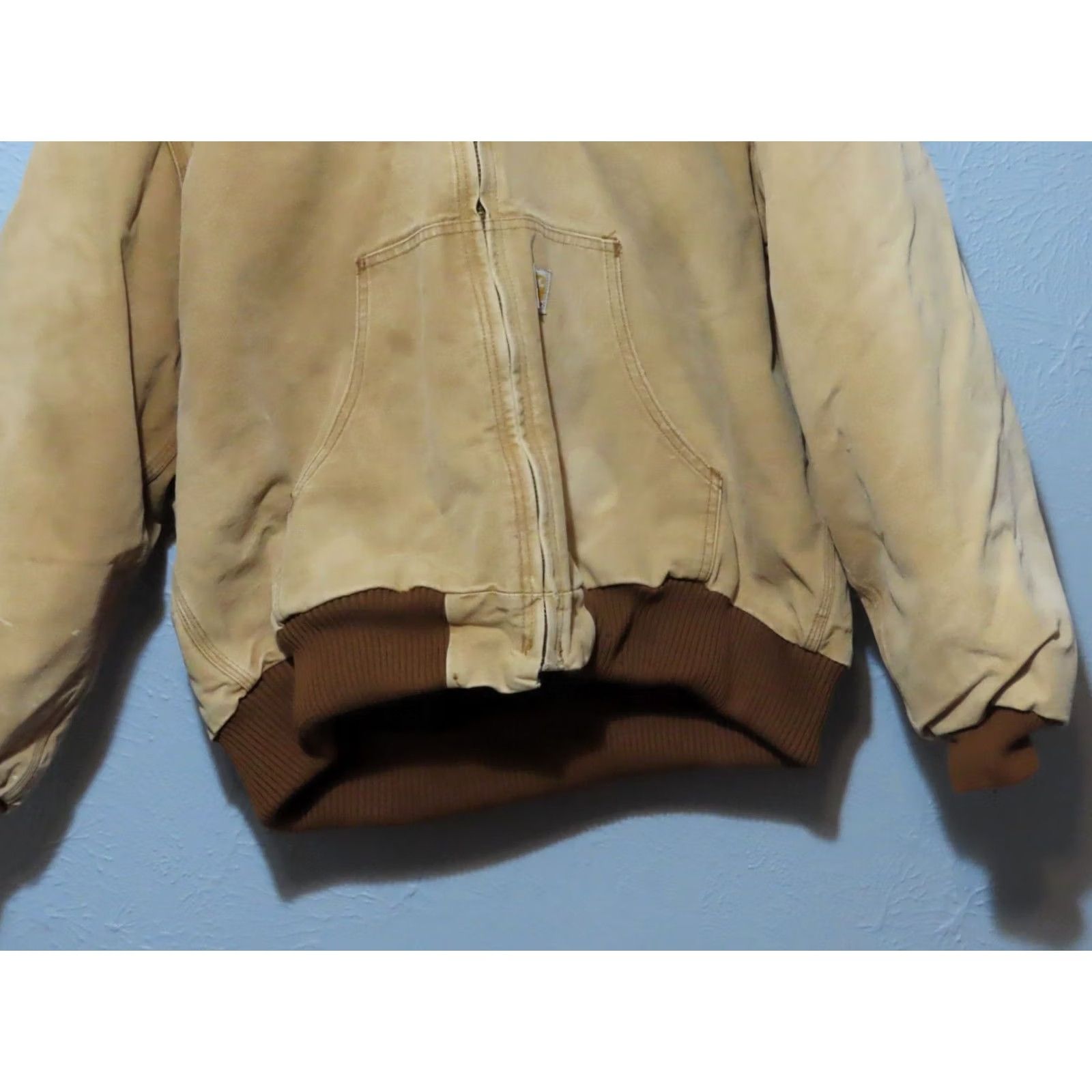 Carhartt Vintage Carhartt J140 Faded Distressed Stained Hooded Active Jacket XL Tan Size US XL / EU 56 / 4 - 3 Thumbnail