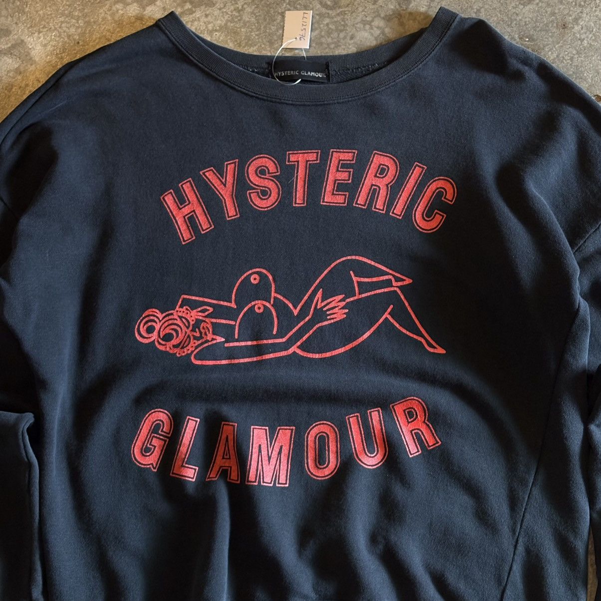 Hysteric Glamour 90’s Very Beautiful Hysteric Glamour Tits Show Up Crewneck Size US M / EU 48-50 / 2 - 2 Thumbnail