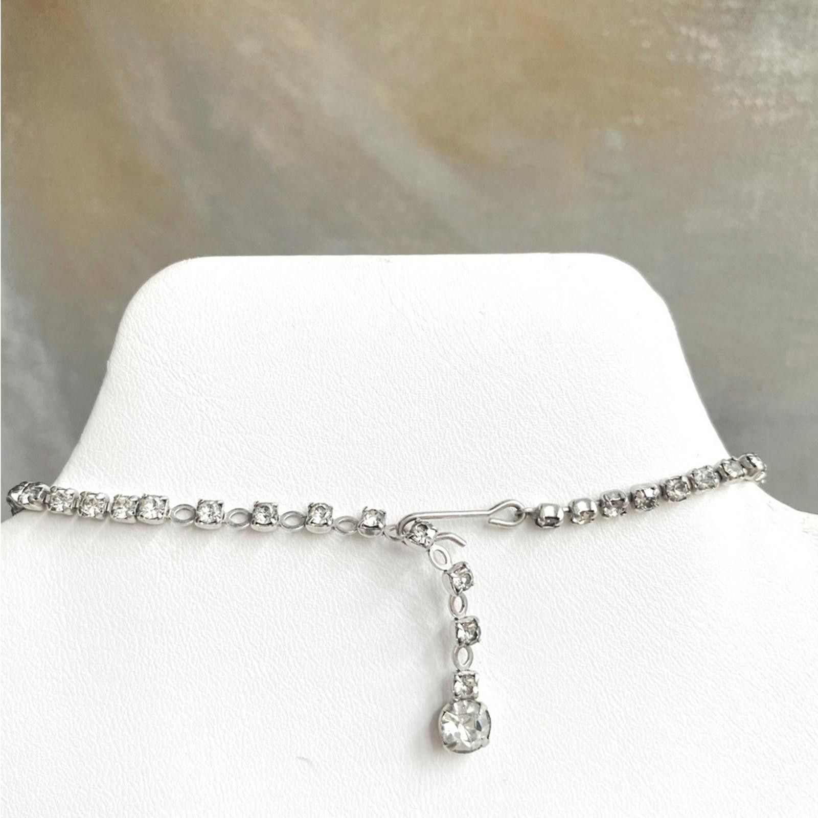 Vintage VTG Intricate Rhinestone Pronged Silver Scalloped Necklace Size ONE SIZE - 2 Thumbnail