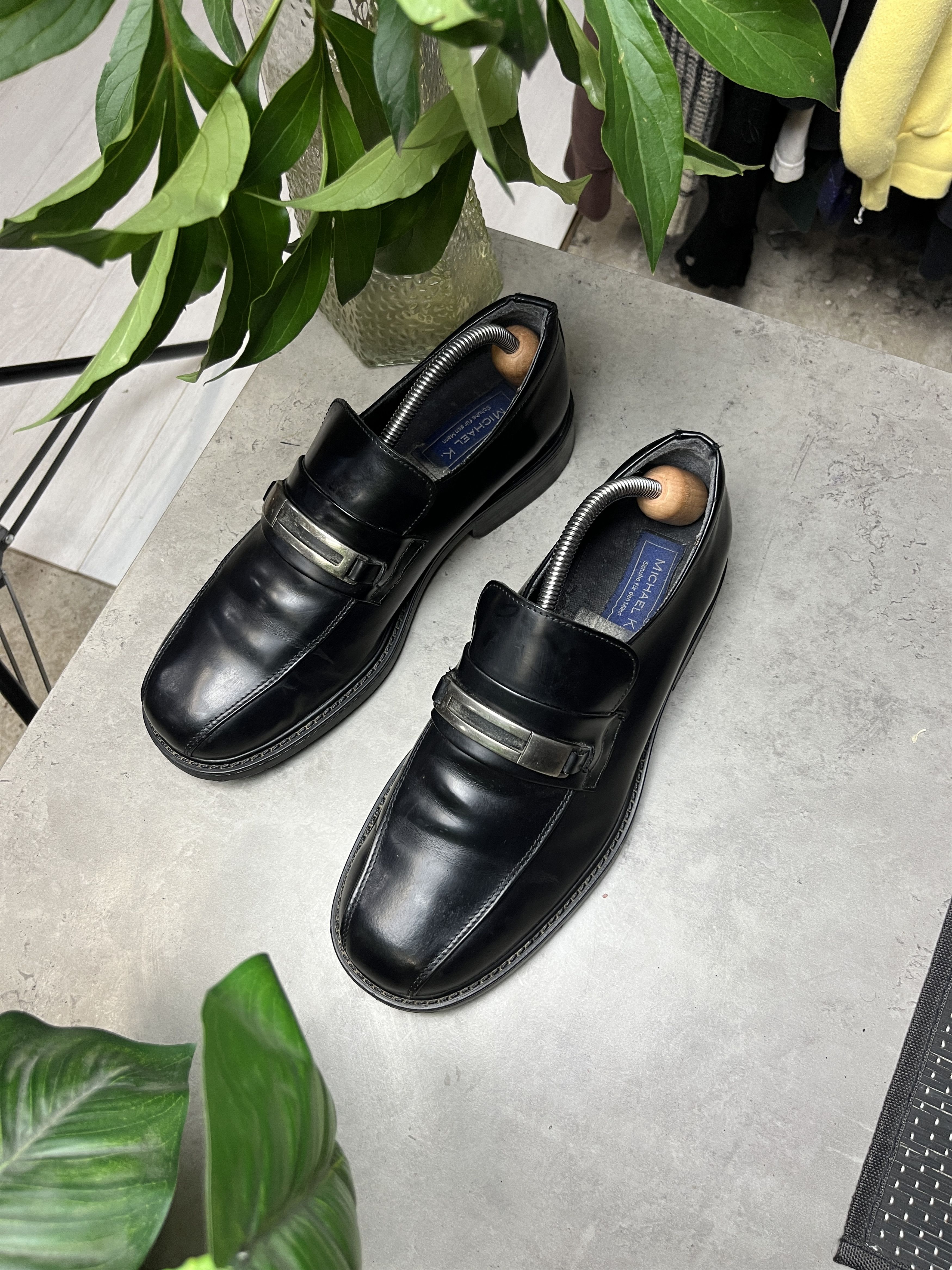 Michael Kors 1990s MICHAEL K. BLACK LEATHER METAL BIT LOAFERS - 5105 Size US 9 / EU 42 - 5 Thumbnail