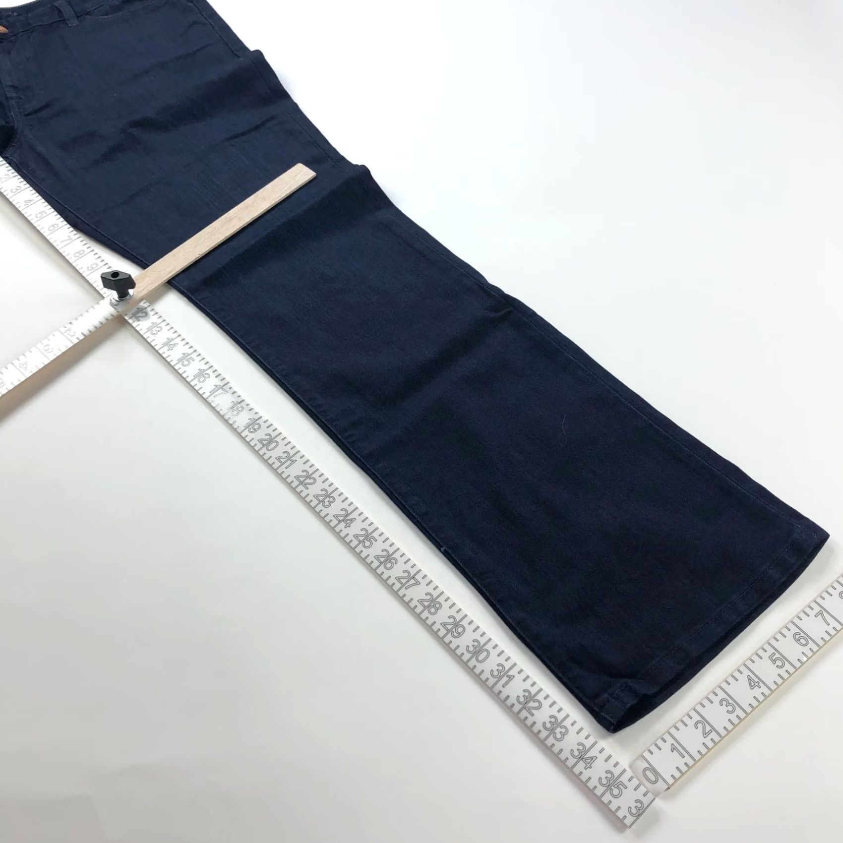 Banana Republic Banana Republic Skinny Straight Jeans Mid Rise 33 Denim 36W 34L Blue Women Regular 5-Pocket Belt Loops Distressed No Vintage No Seatback Pocket Size 24" / US 00 / IT 34 - 3 Thumbnail