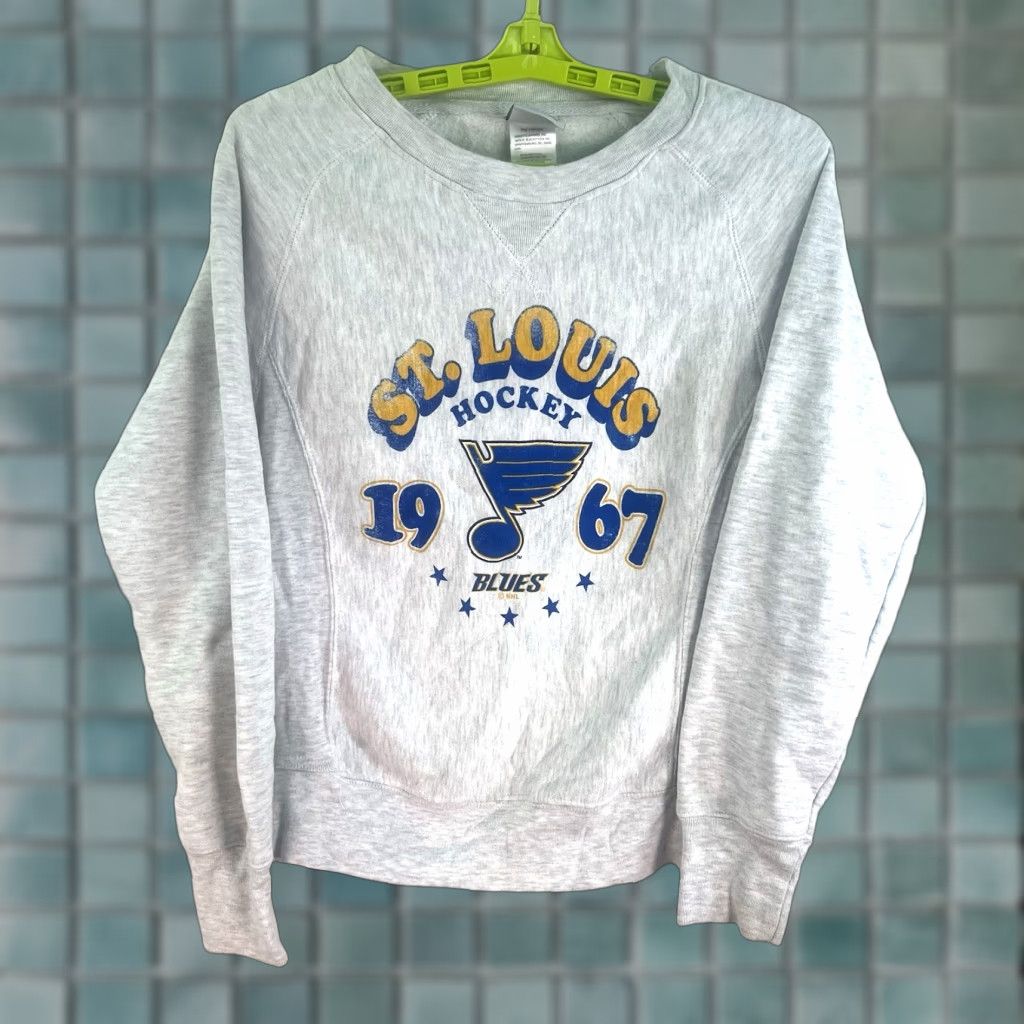 NHL St Louis Blues NHL Hockey Sweatshirt Womens M Gray - Hooded, Pullover, Fleece, Logo, Cotton-Poly Blend, Winter Fall Sports Retro - Womens Size M Size M / US 6-8 / IT 42-44 - 1 Thumbnail