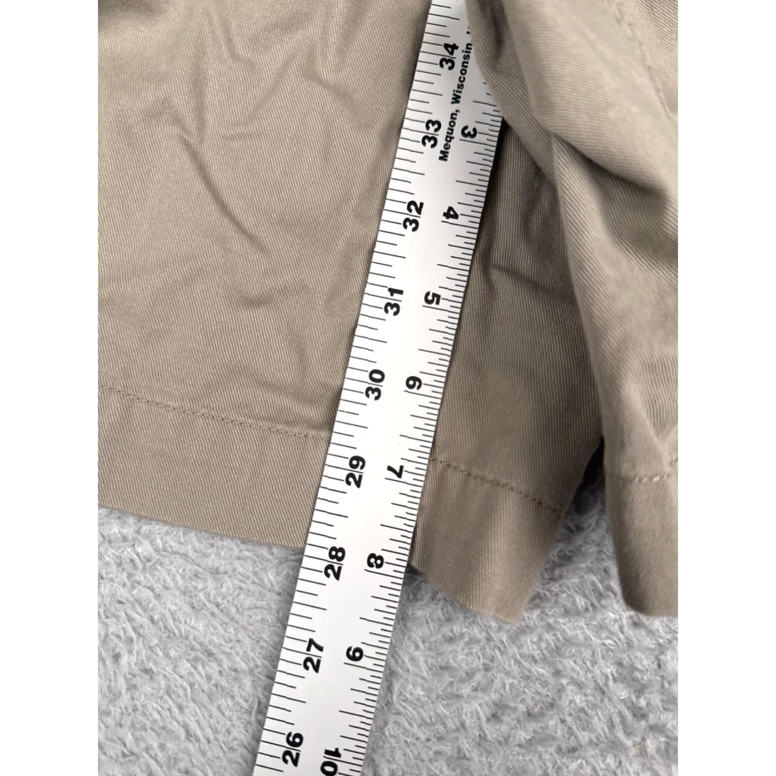 Patagonia Patagonia Shorts Women XS Beige Belted Pleated Cotton Twill Climb Hike Short Regular Chino Pockets Logo Outdoor Vintage No (adjusted per rules) Size 26" / US 2 / IT 38 - 7 Thumbnail