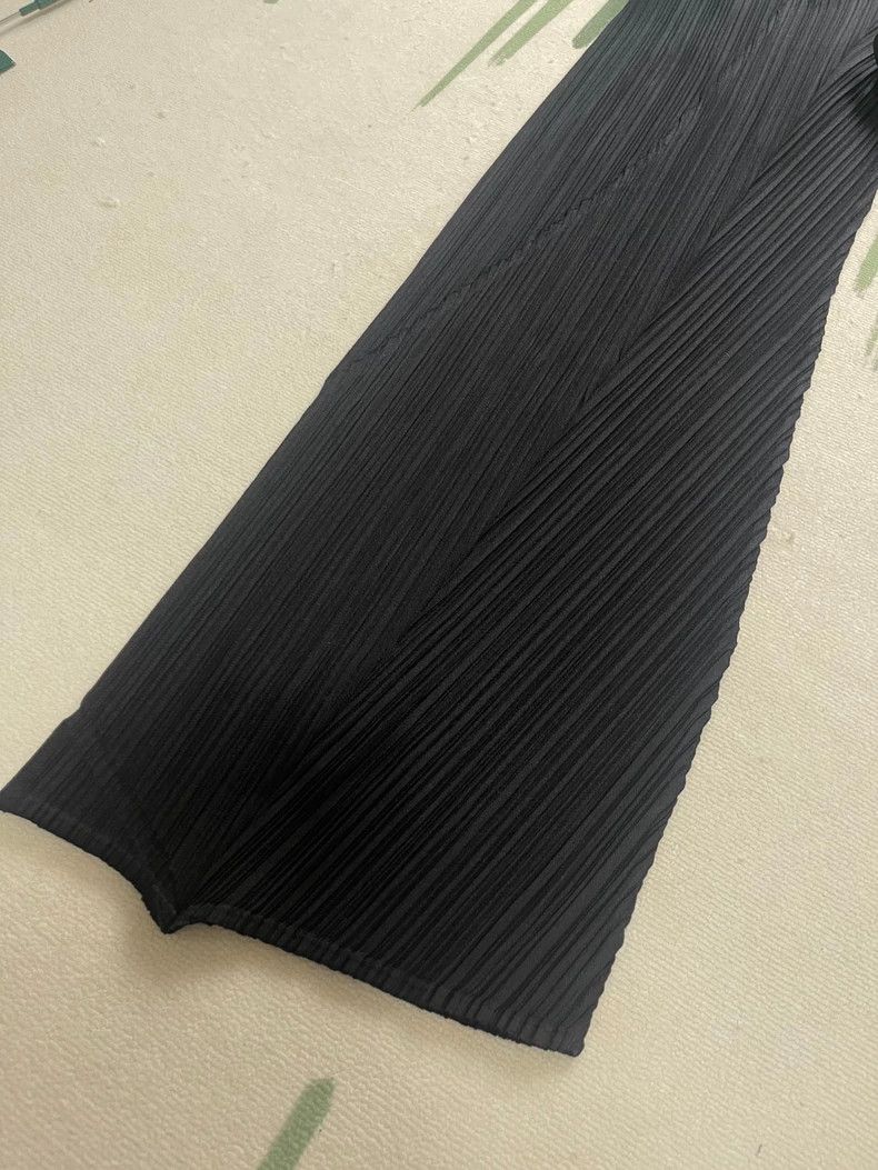 Issey Miyake Issey Miyake size:2 Black pleated pants Size 42" / US 20 - 2 Thumbnail