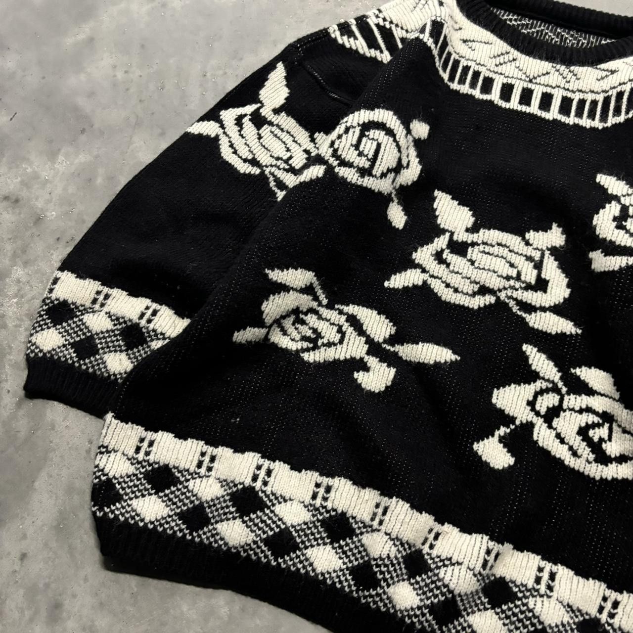 Japanese Brand × Vintage Crazy Vintage Y2K/2000s Black White Flower Pattern Knitted Sweater! Size M / US 6-8 / IT 42-44 - 3 Thumbnail