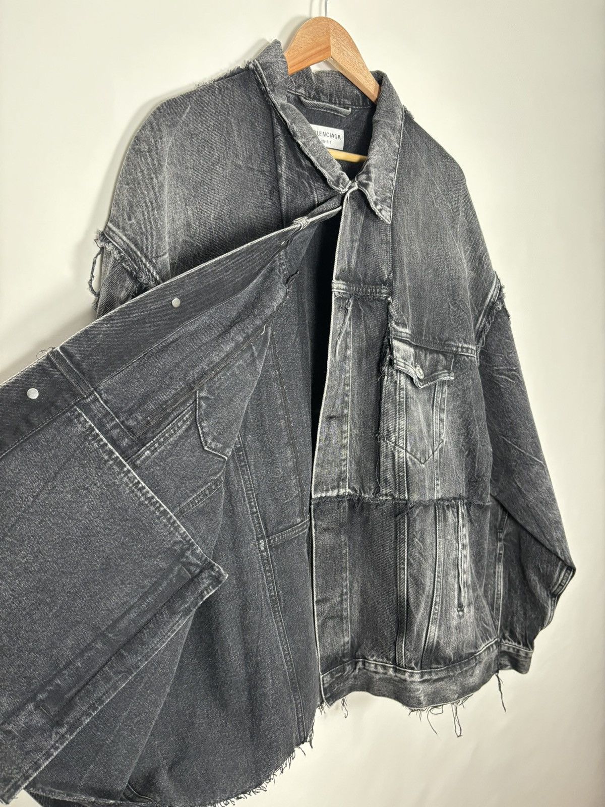 Balenciaga 🚭BALENCIAGA GRAIL🚭 RECONSTRUCTED DENIM JACKET Size US L / EU 52-54 / 3 - 12 Thumbnail