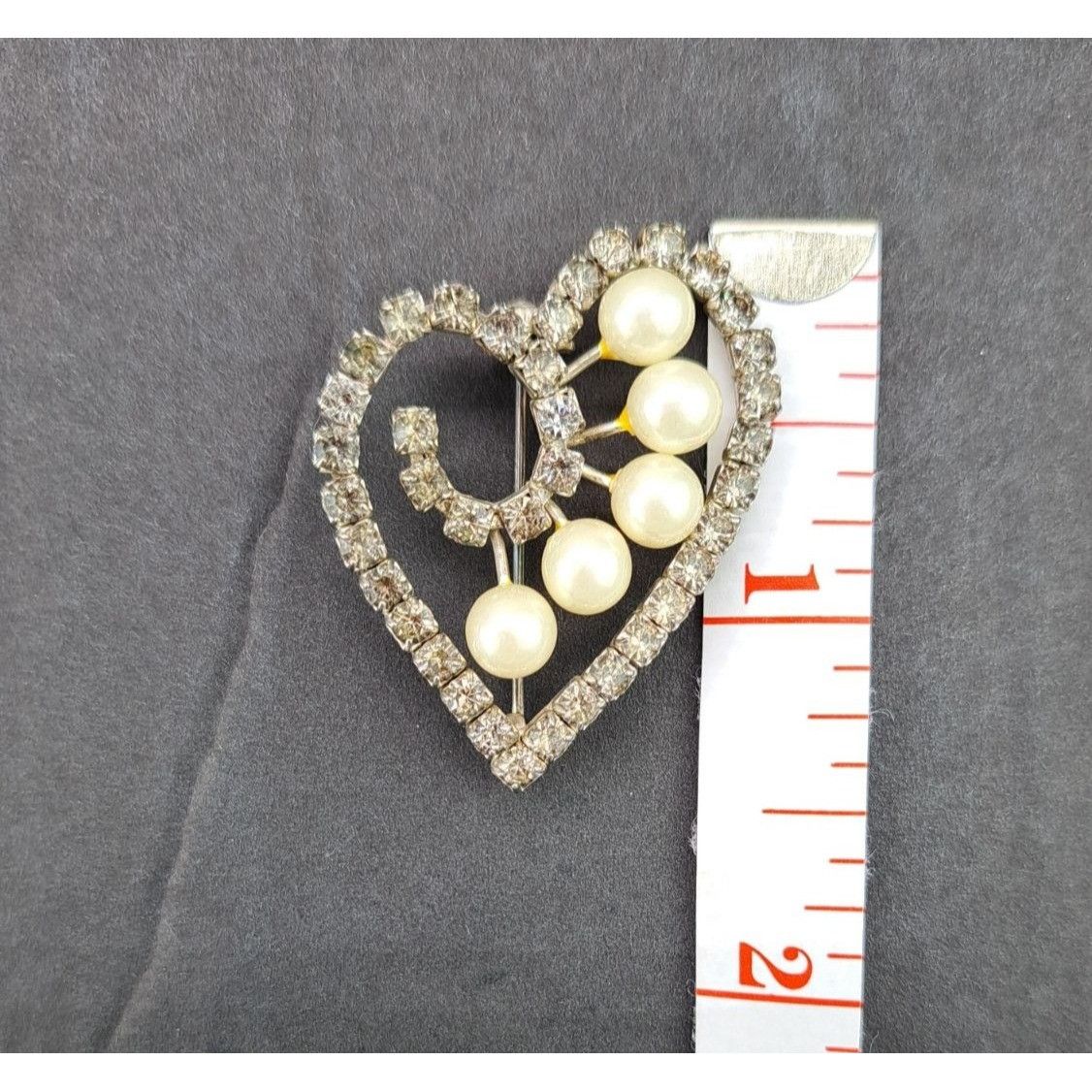 Vintage Vintage Heart-Shaped Rhinestone Faux Pearl Pin Brooch Silver Size ONE SIZE - 5 Thumbnail