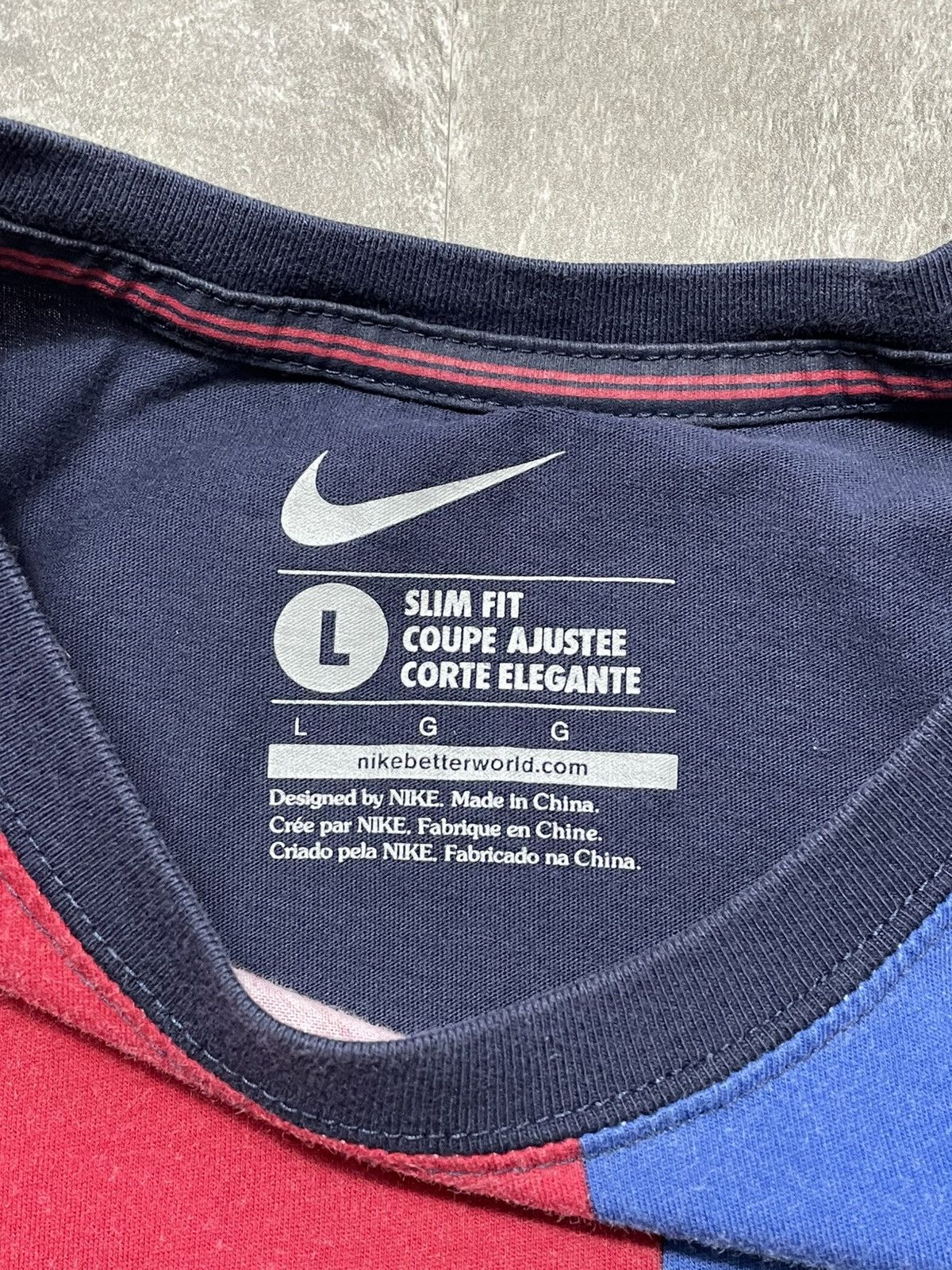 Nike Nike Barcelona 100 Years 1899-1999 Big Logo T Shirt Size US L / EU 52-54 / 3 - 4 Thumbnail