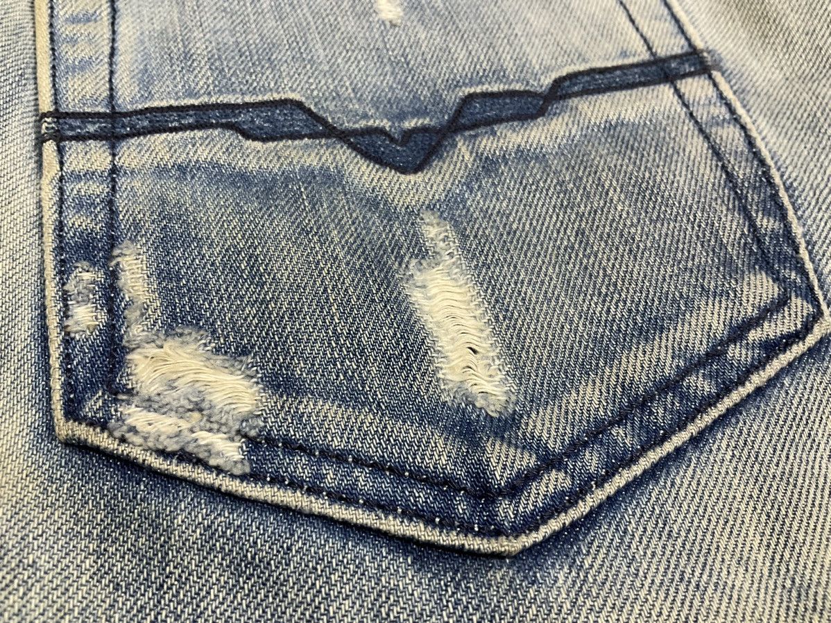 Diesel × If Six Was Nine × Japanese Brand 🔥Sick Y2K Diesel Denim Distressed Safado Size US 32 / EU 48 - 4 Thumbnail