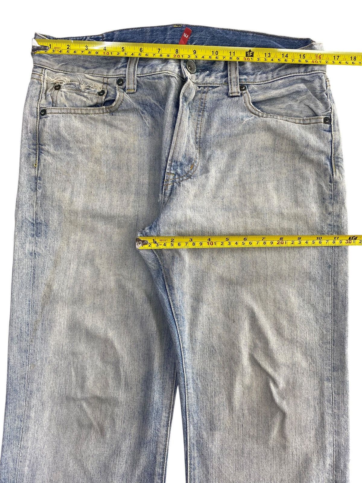 Uniqlo Uniqlo Acid Light Wash Style Regular Fit Jeans Size US 32 / EU 48 - 5 Thumbnail