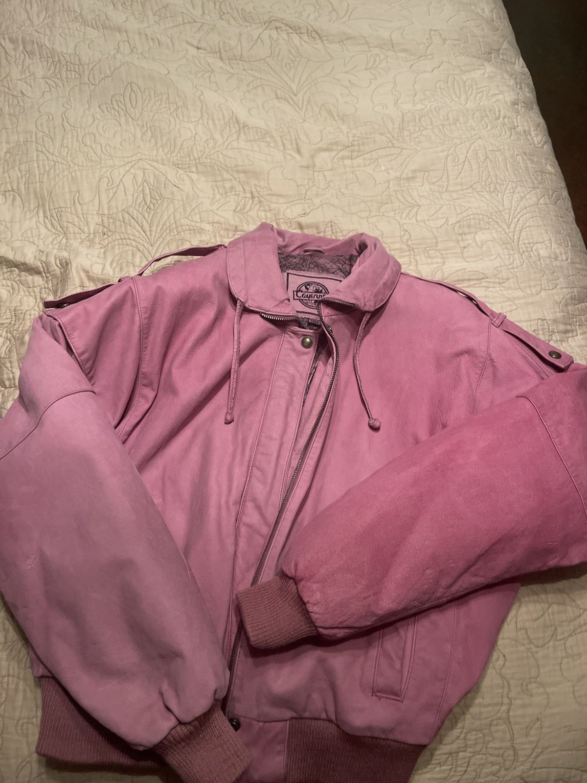 Vintage pink cropped fit leather bomber jacket Size US M / EU 48-50 / 2 - 6 Thumbnail