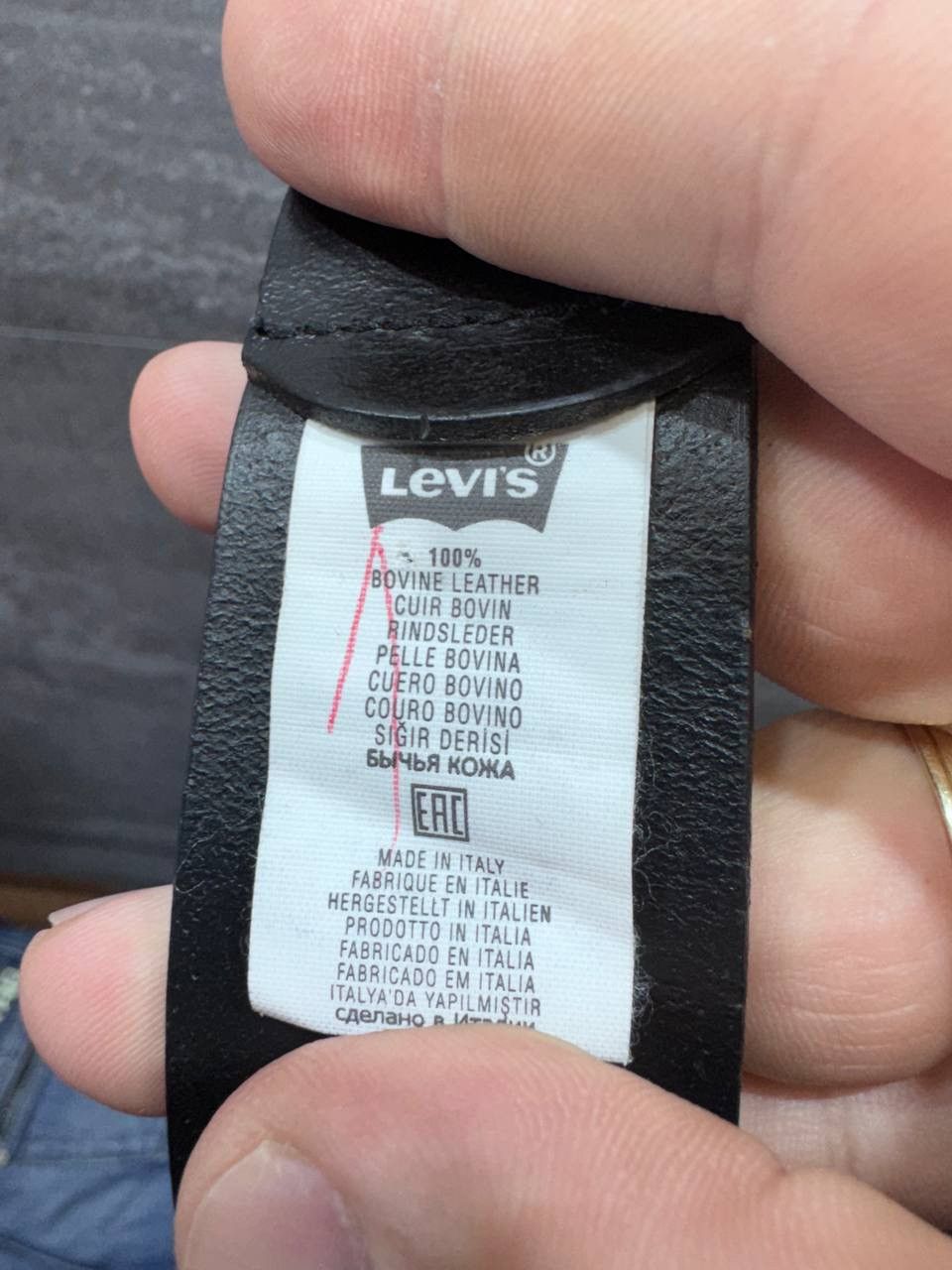 Levi's Levi's Men's Fashion Leather Belt Buckle Size 80/32 Size 32 - 4 Thumbnail