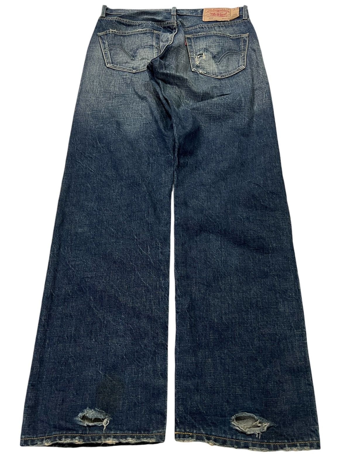 Levi's × Levi's Vintage Clothing VINTAGE 90’s STYLE LEVIS 501 BUTTON FLY DISTRESS JEANS Size US 31 - 2 Thumbnail