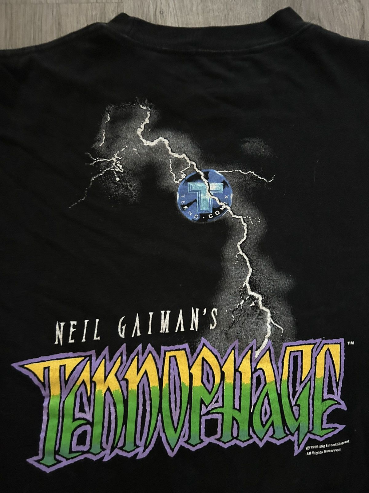 Vintage Rare Vintage 1995 Neil Gaiman Teknophage Tekno Comic T-Shirt Size US L / EU 52-54 / 3 - 4 Thumbnail
