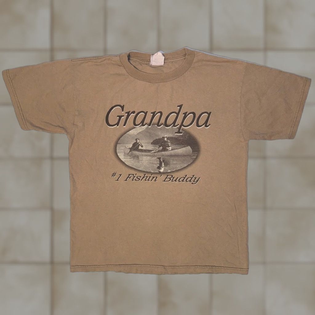 Vintage Grandpa's #1 Fishing Buddy Tshirt - M Beige Short Sleeve Shirt Men Logo Fish 2010s Jersey Cotton Regular Size US M / EU 48-50 / 2 - 1 Thumbnail