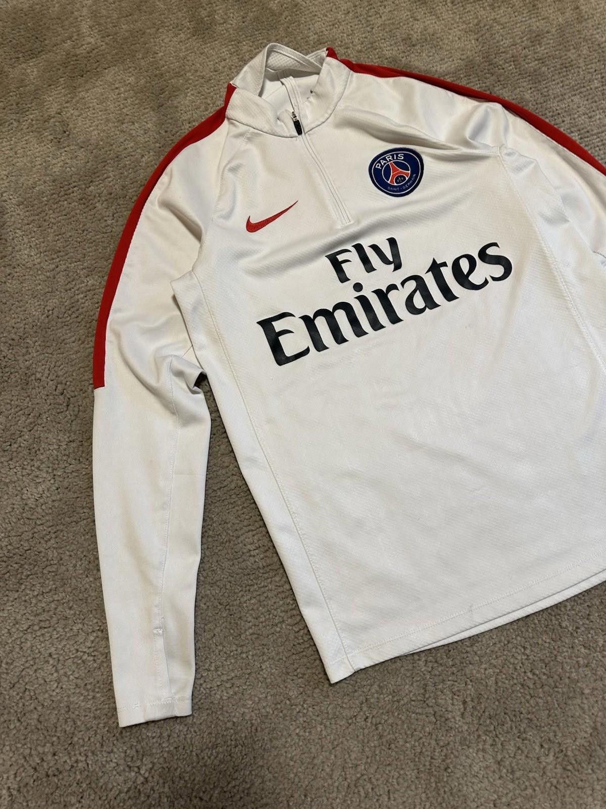 Nike FC PARIS SAINT GERMAIN 2016/2017 PSG SOCCER FOOTBALL SHIRT Size US S / EU 44-46 / 1 - 2 Thumbnail