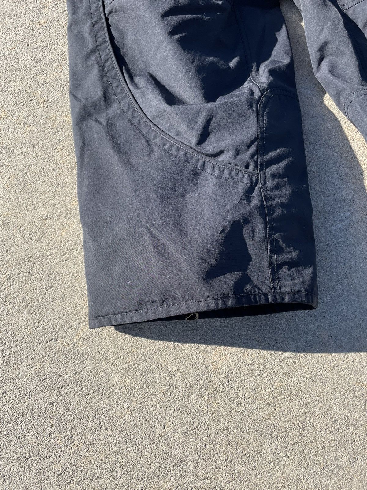 Oakley × Vintage INSANE VINTAGE 2000s OAKLEY SOFTWEAR SKI PANTS Size US 30 / EU 46 - 2 Thumbnail