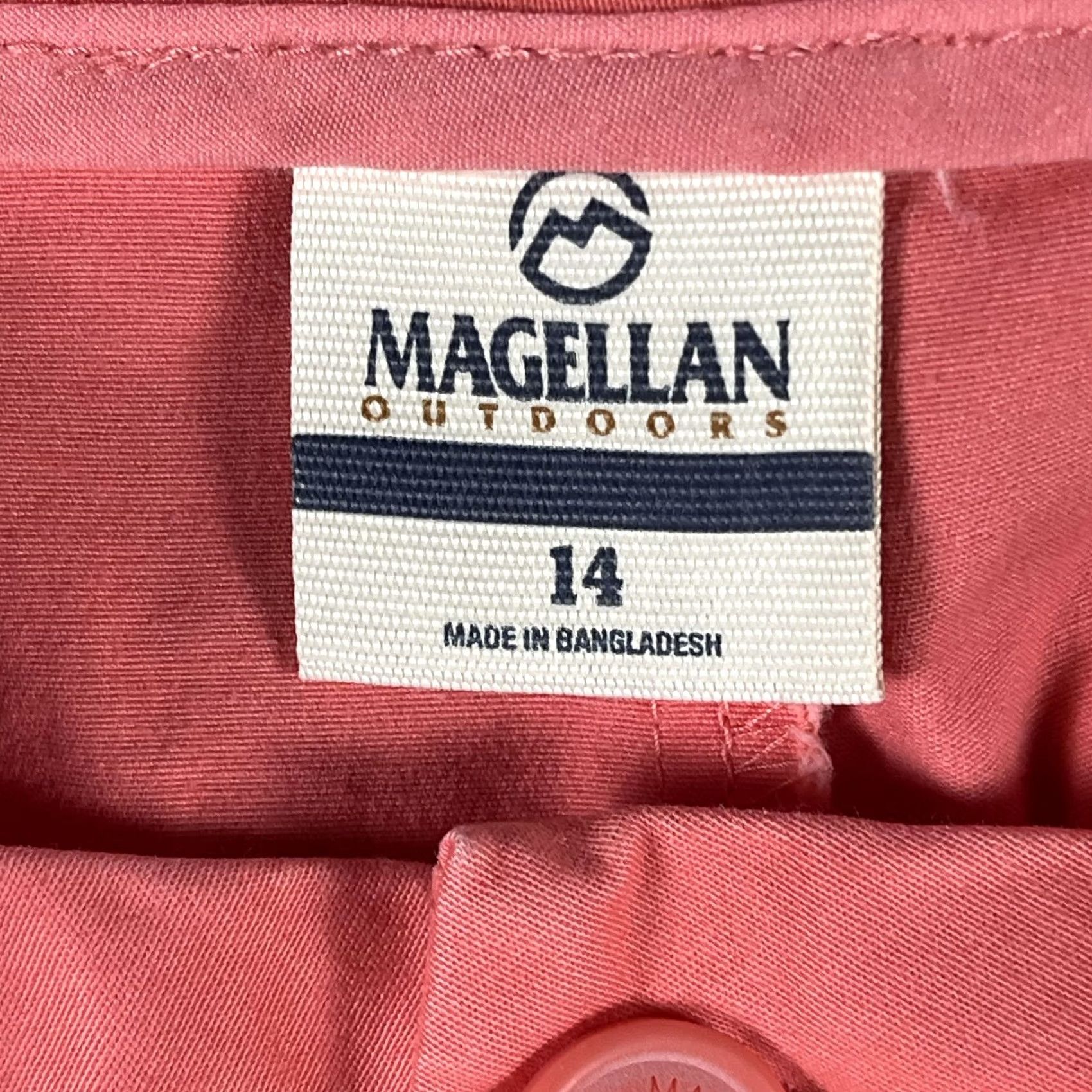 Vintage Magellan Outdoors Shorts Womens 14 Flat Front Lightweight Summer Casual Size 36" / US 14 / IT 50 - 4 Thumbnail