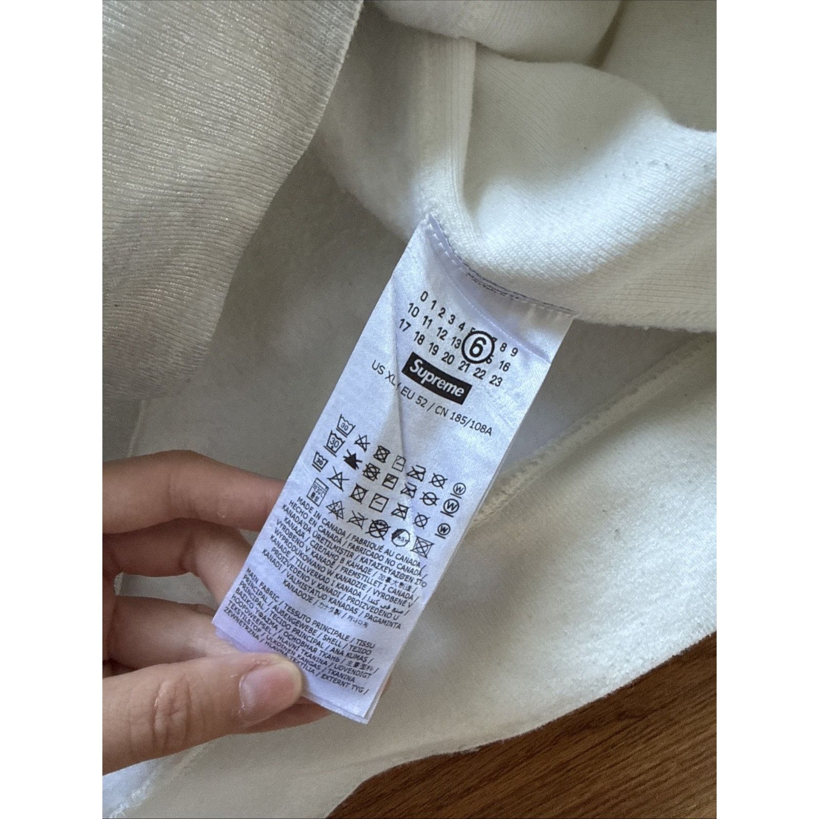 Supreme Supreme MM6 Maison Margiela Foil Box Logo Hooded Sweatshirt Size US XL / EU 56 / 4 - 13 Thumbnail