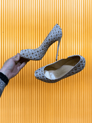 Giuseppe Zanotti Giuseppe Zanotti Harmony Suede Sandals Size US 9.5 / IT 39.5 - 1 Thumbnail