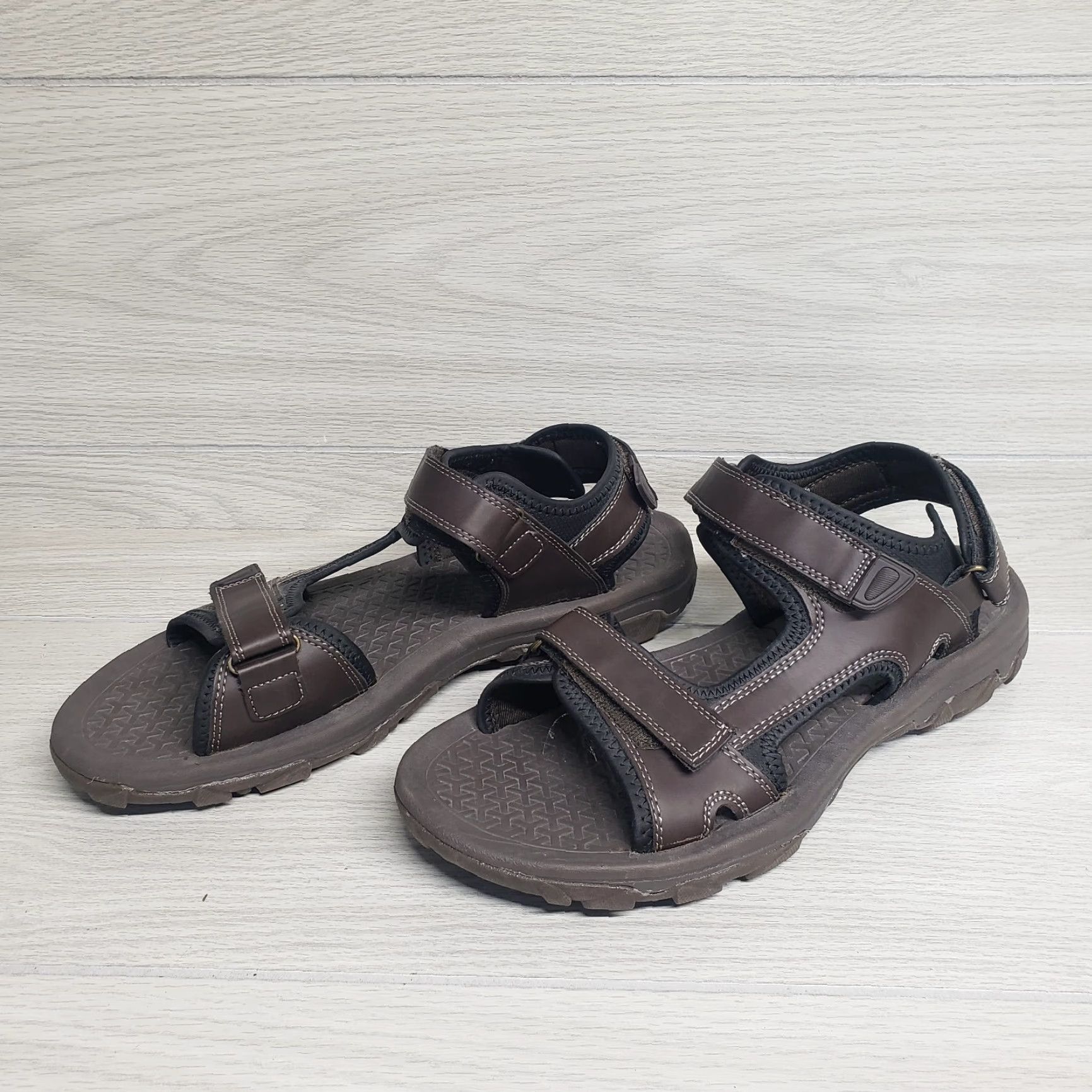 Eddie Bauer VINTAGE Eddie Bauer River Sandals Men's 13 Brown Gray Hook & Loop Ankle Strap River Shoes Size ONE SIZE - 2 Thumbnail