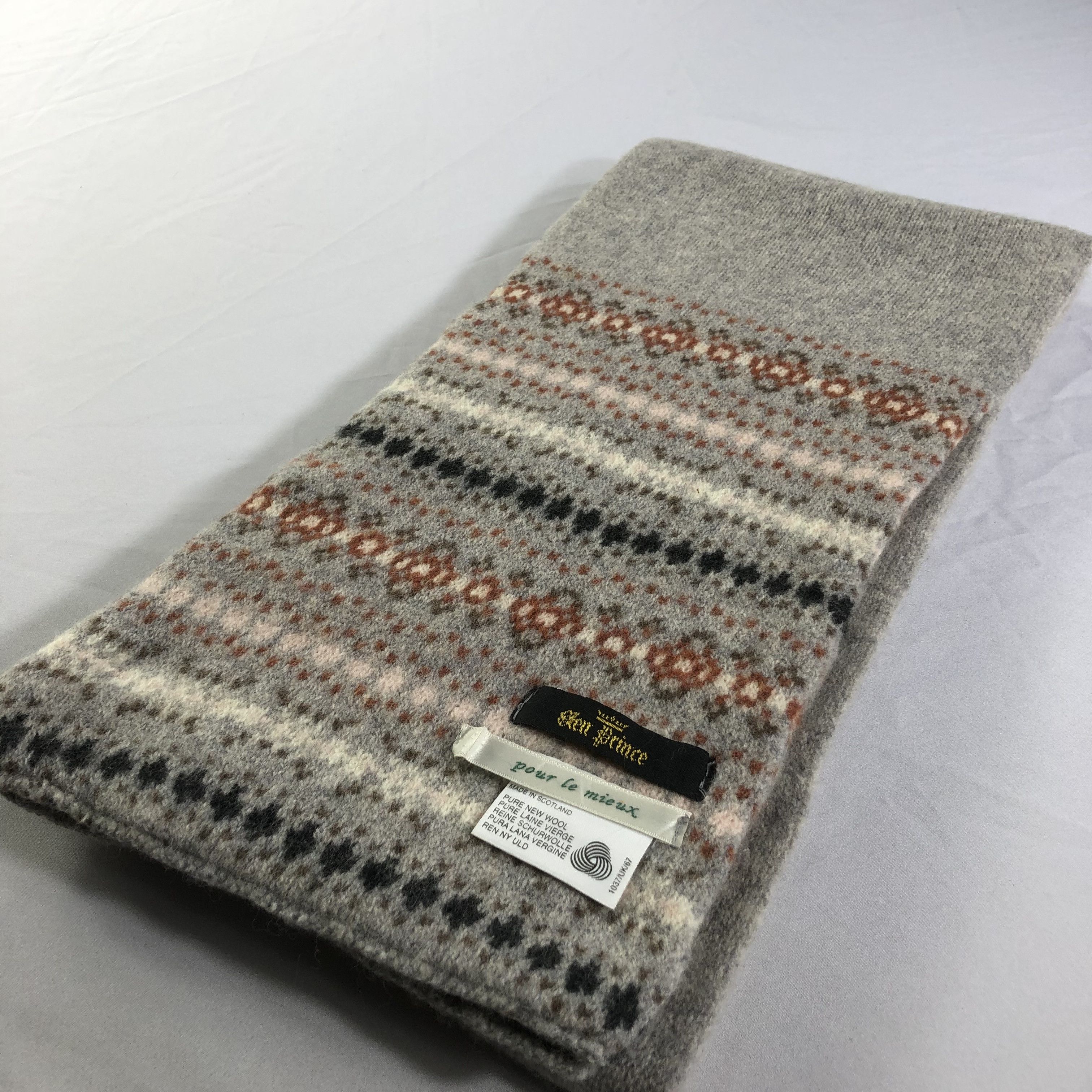 Vintage Glen Prince Native Design Wool Scarf Muffler V1532 Size ONE SIZE - 3 Thumbnail