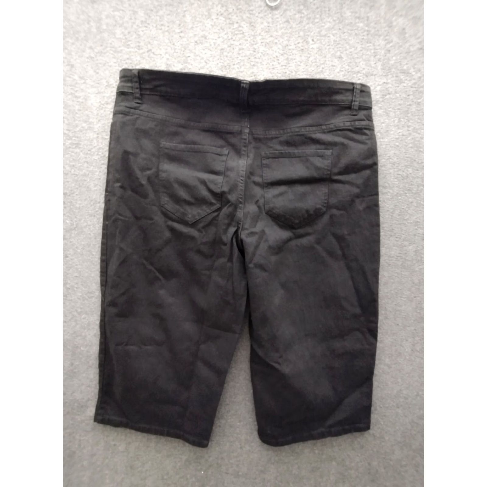 Vintage Sonoma Women’s Mid Rise Bermuda Shorts Jeans Black 22 Denim 5-Pocket Stretch Cotton Blend Casual Size 40" / US 18 - 2 Thumbnail