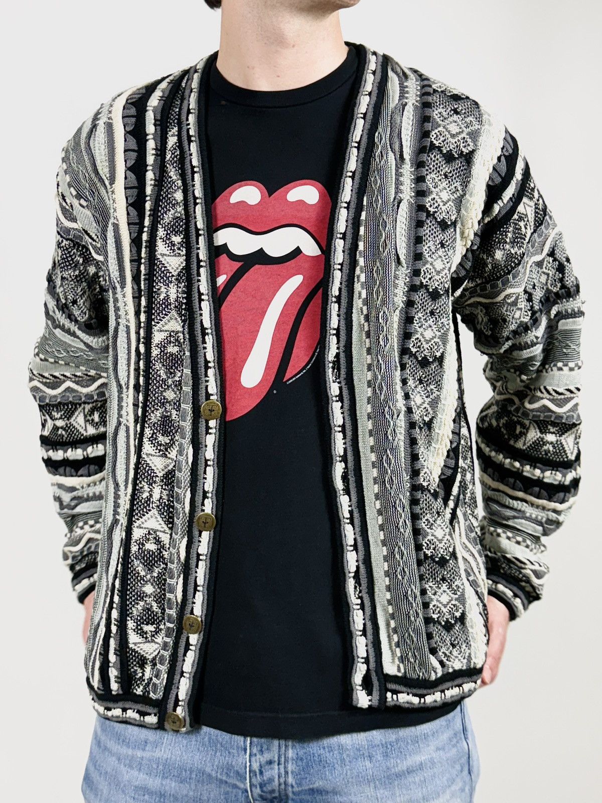 Tundra Canada 90s Vintage Tundra 3D Knit Coogi Style Cardigan Size US XL / EU 56 / 4 - 4 Thumbnail