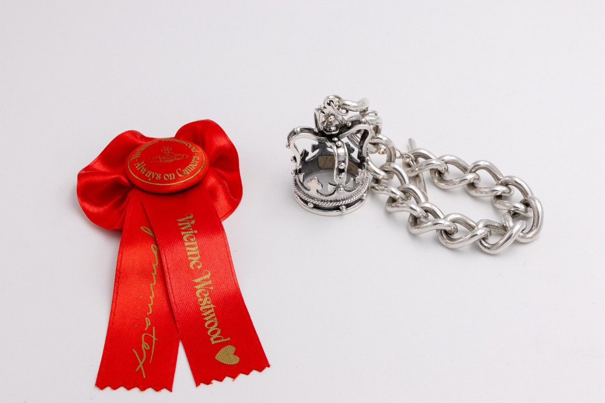 Vivienne Westwood Vivienne Westwood RARE Crown Bracelet Size ONE SIZE - 1 Thumbnail