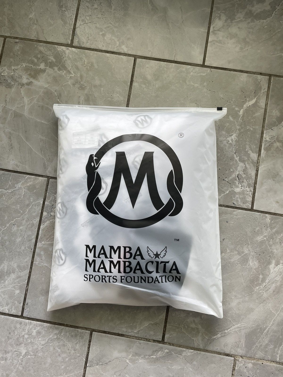 image of Kobe Mentality Gigi Bryant Mambacita’S 18Th Birthday Hoodie W/boucle Detail in White (Size XL)
