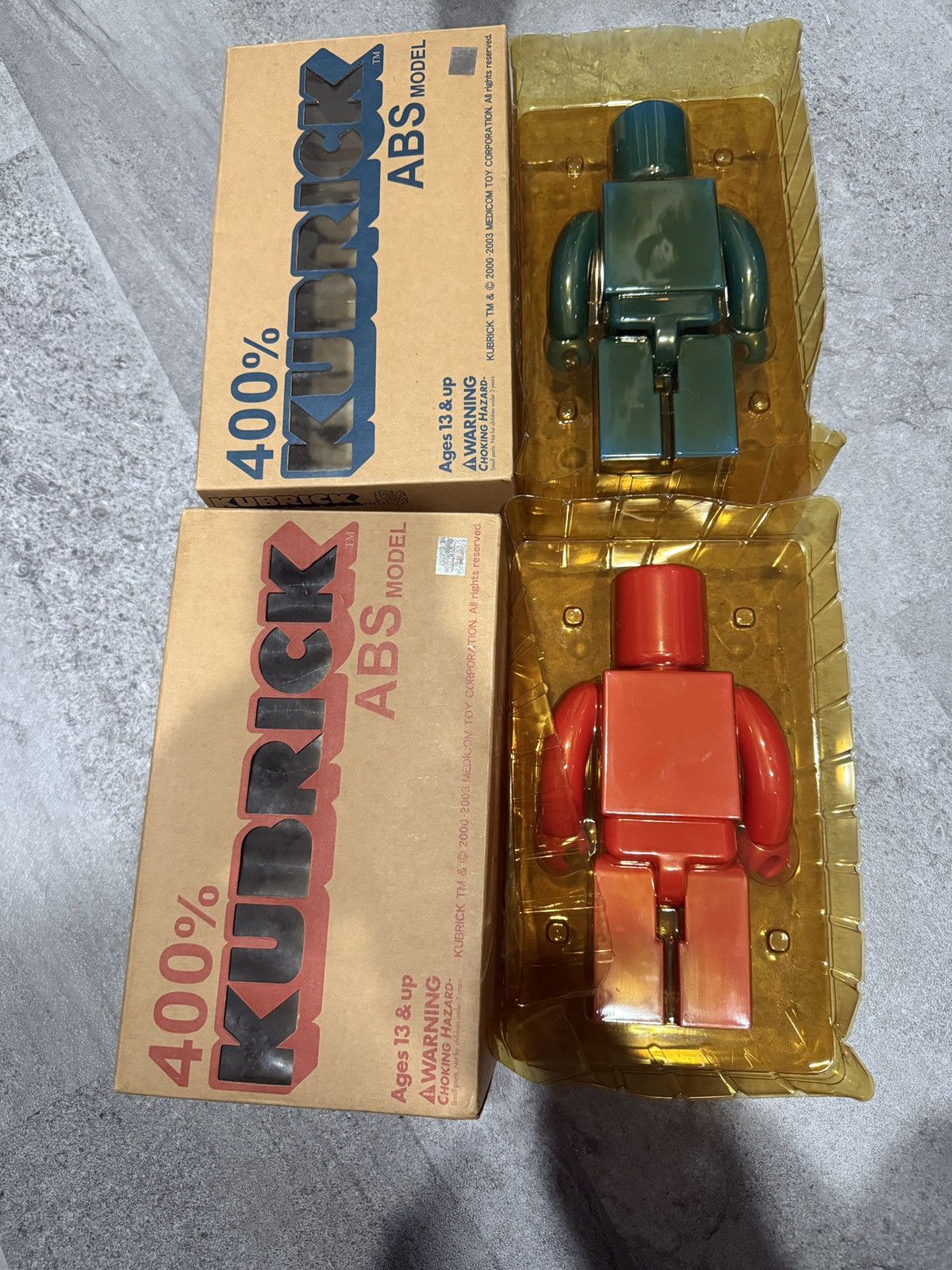 Medicom Toy 400% KUBRICK ABS MODEL RED & BLUE SET Size ONE SIZE - 3 Thumbnail