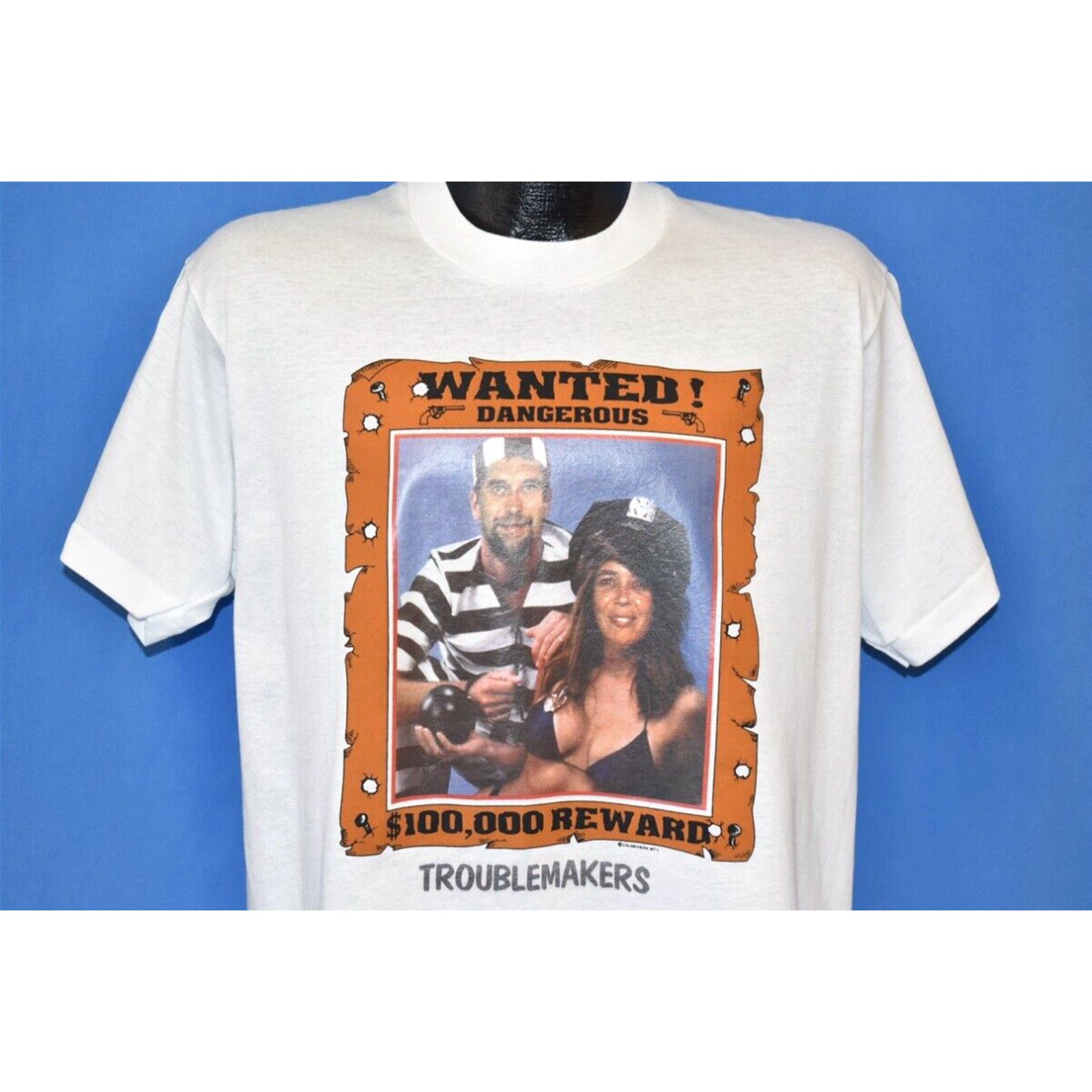 image of Fruit Of The Loom VTG 90's Wanted Poster Dangerous $100,000 Reward Troublemakers Funny T-Shirt L in